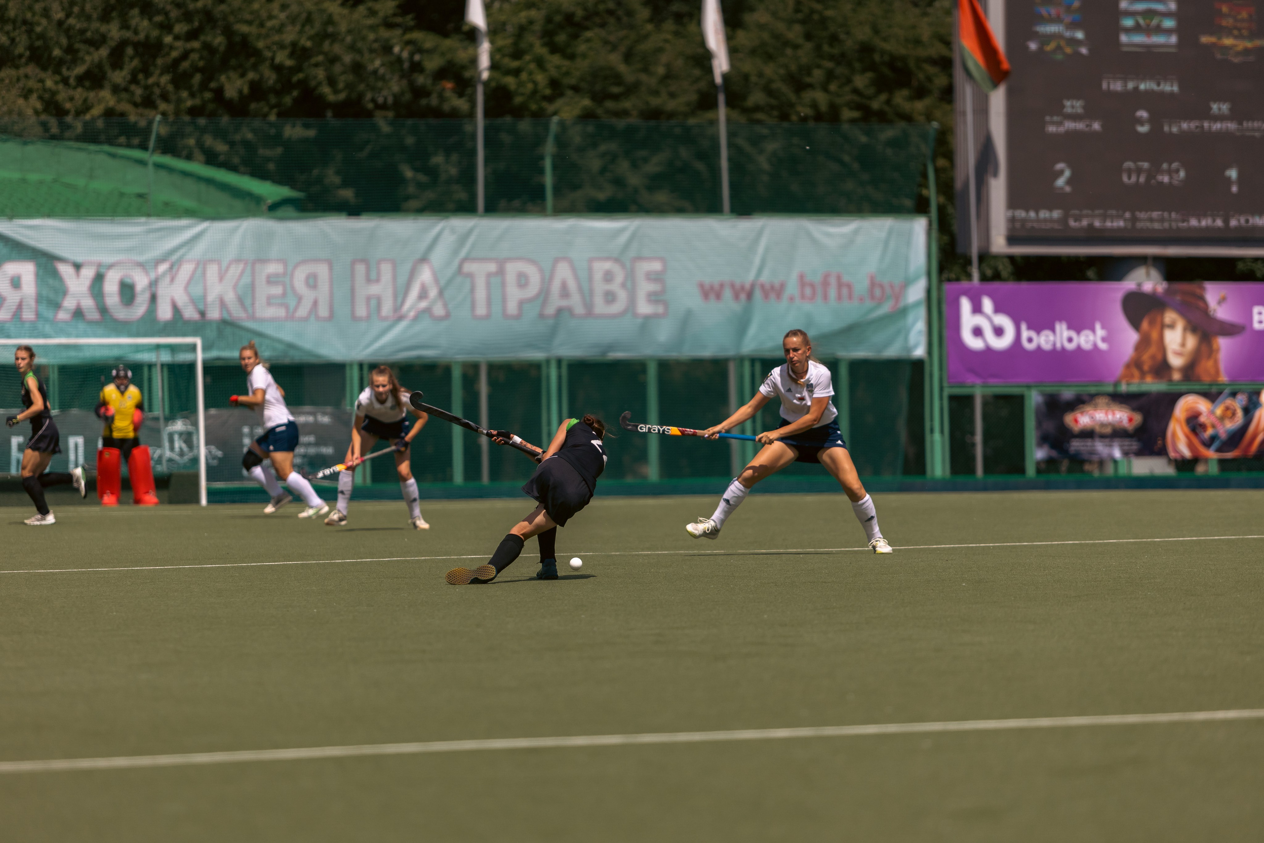 Хоккей на траве. Девушки. Минск — Текстильщик 29.052024. Профессиональный интерьерный и репортажный фотограф Минск и РБ. Максим Орлов