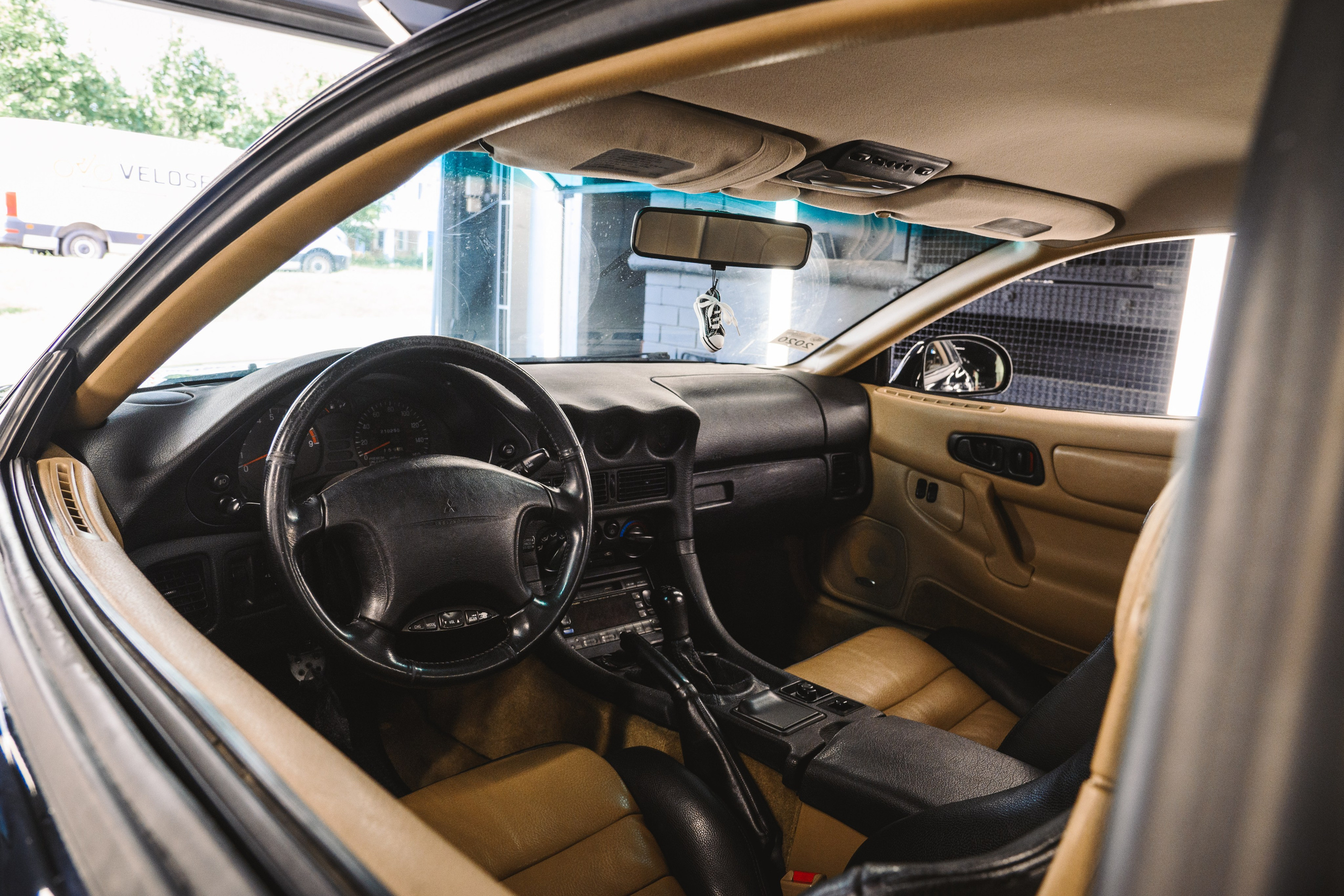 Митсубиси 3000GT. Профессиональный интерьерный и репортажный фотограф Минск и РБ. Максим Орлов