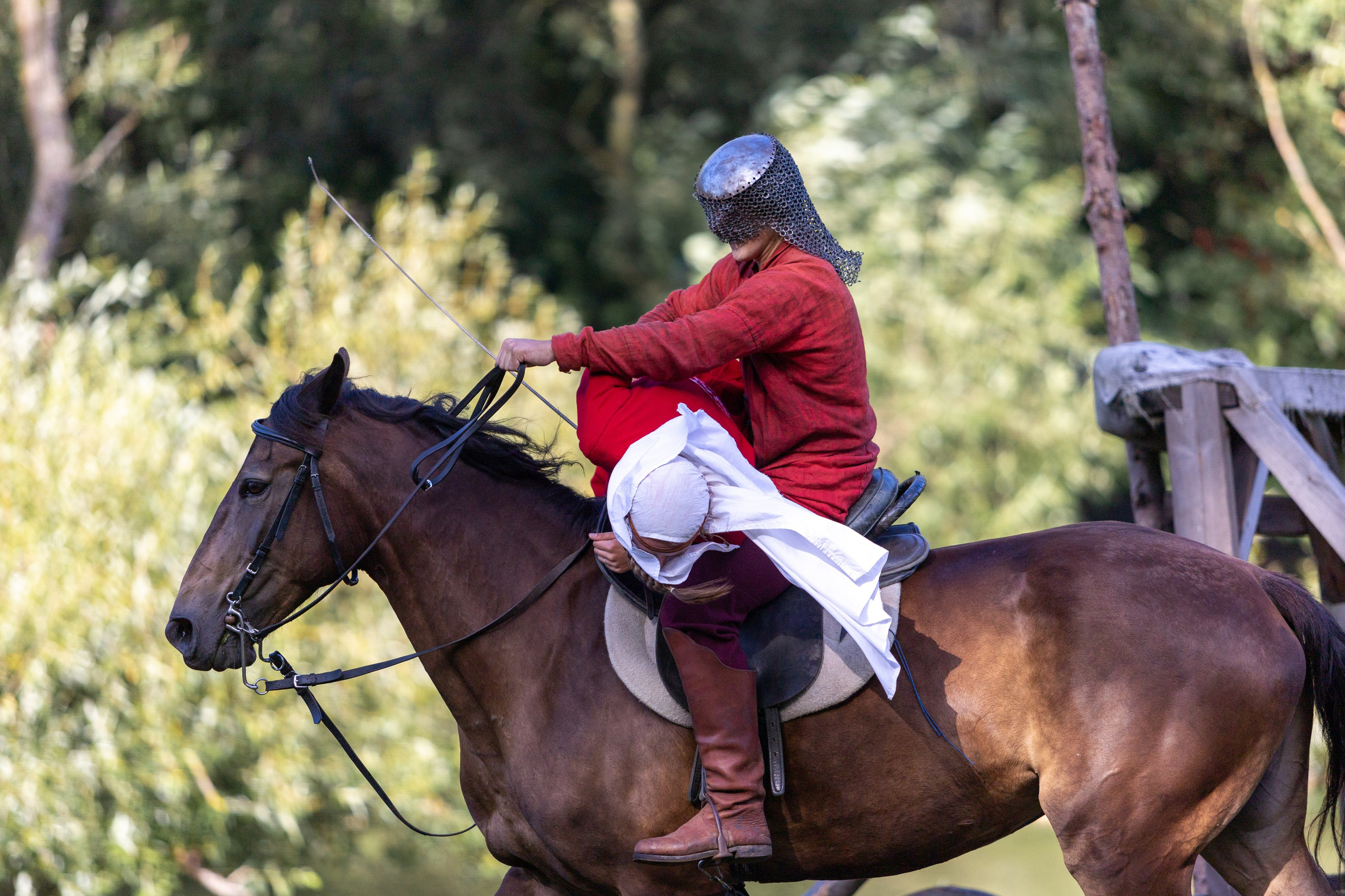 Ежегодный фестиваль средневековья в Дукоре. Профессиональный интерьерный и репортажный фотограф Минск и РБ. Максим Орлов