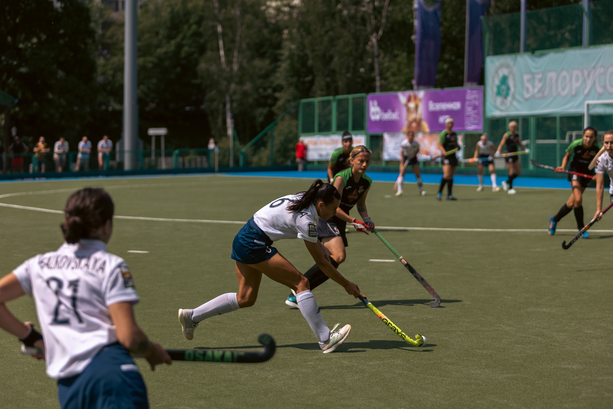 Хоккей на траве. Девушки. Минск — Текстильщик 29.052024. Профессиональный интерьерный и репортажный фотограф Минск и РБ. Максим Орлов