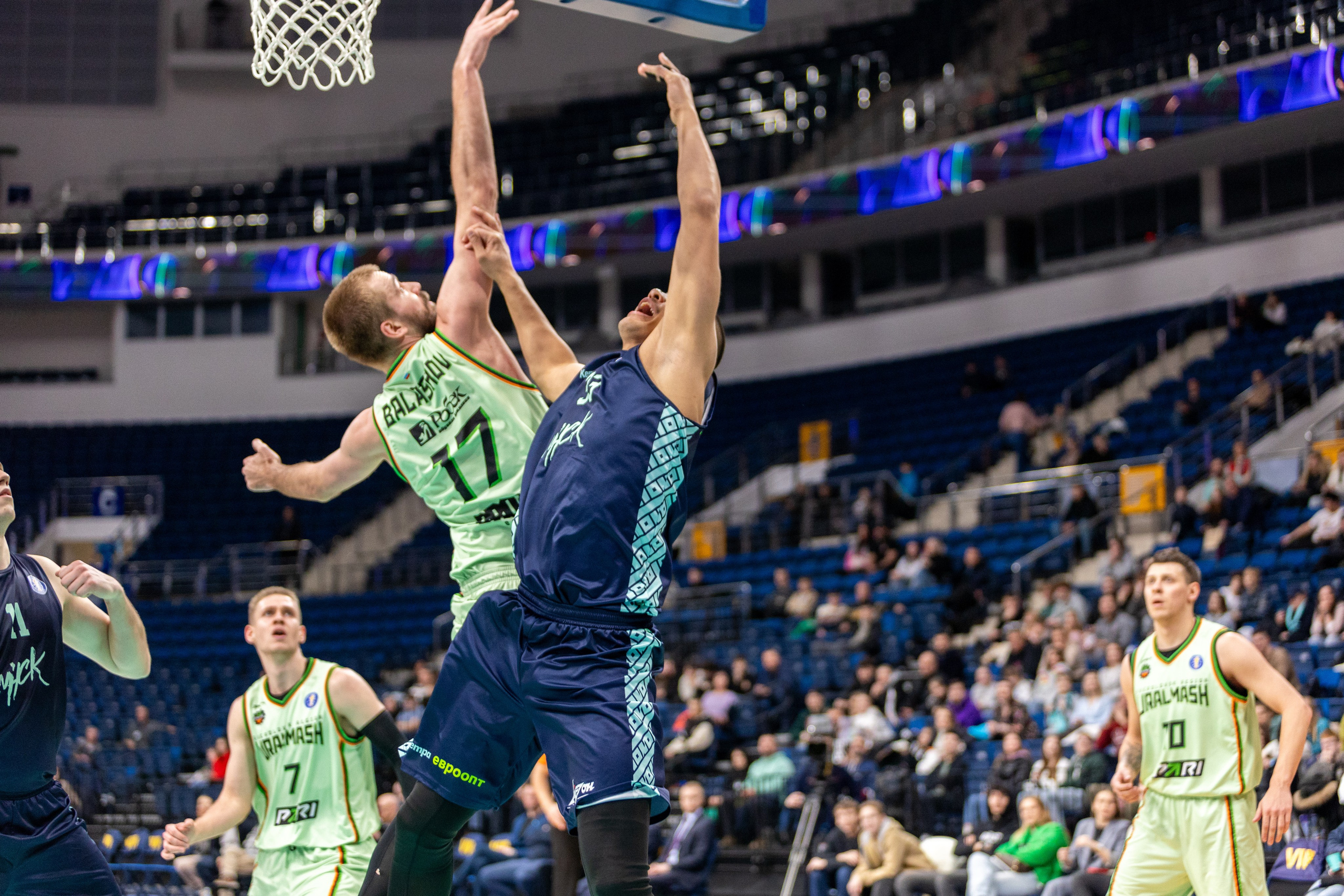 Баскетбол. Лучшие кадры. Минск — Уралмаш 13.02.2024. Профессиональный интерьерный и репортажный фотограф Минск и РБ. Максим Орлов