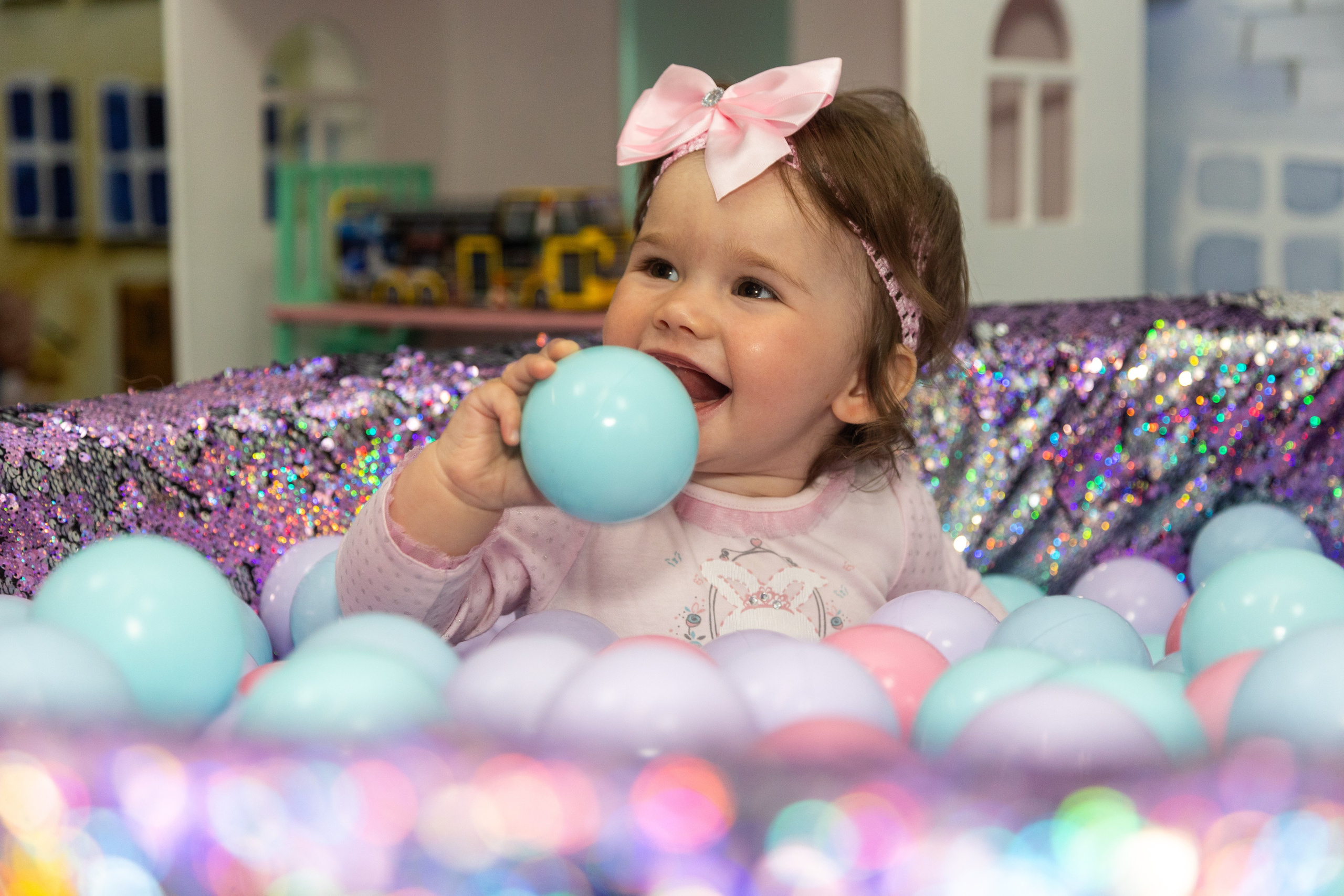 Годовасие Каролины. Профессиональный интерьерный и репортажный фотограф Минск и РБ. Максим Орлов