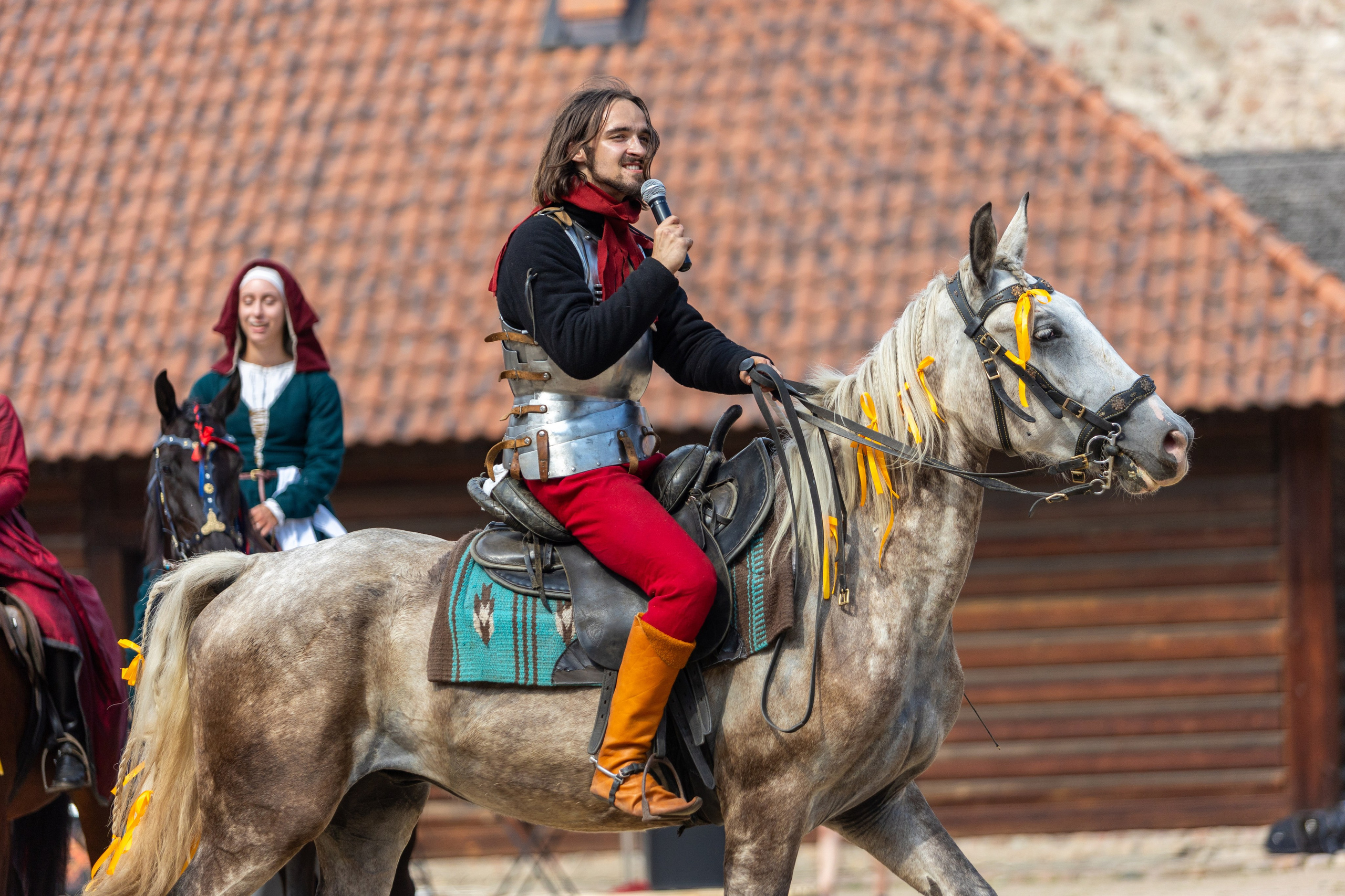 Выступление «Золотой шпоры» на празднике города Лиды. Профессиональный интерьерный и репортажный фотограф Минск и РБ. Максим Орлов