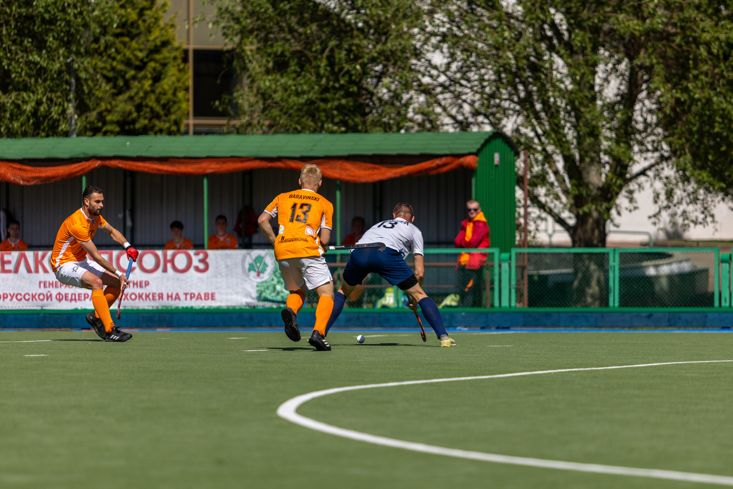 Хоккей на траве. ХК Минск — СК Строитель 12.05.2024. Профессиональный интерьерный и репортажный фотограф Минск и РБ. Максим Орлов