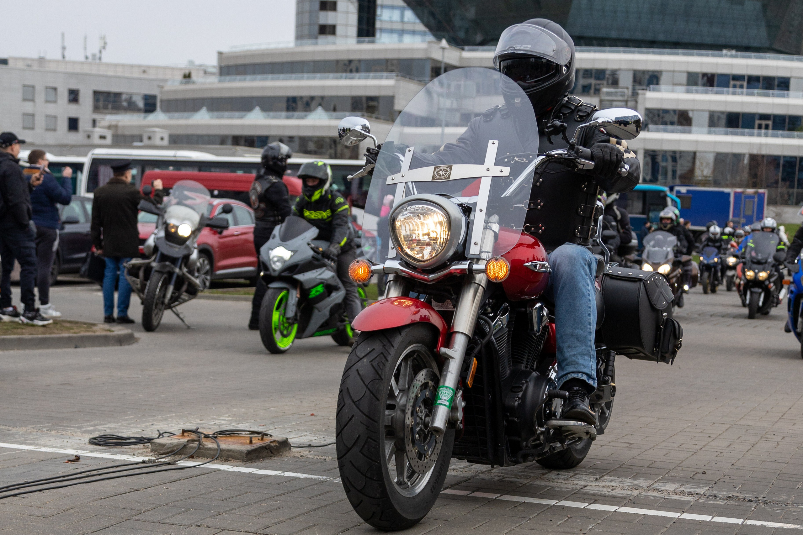 Открытие мотосезона 2023. Профессиональный интерьерный и репортажный фотограф Минск и РБ. Максим Орлов