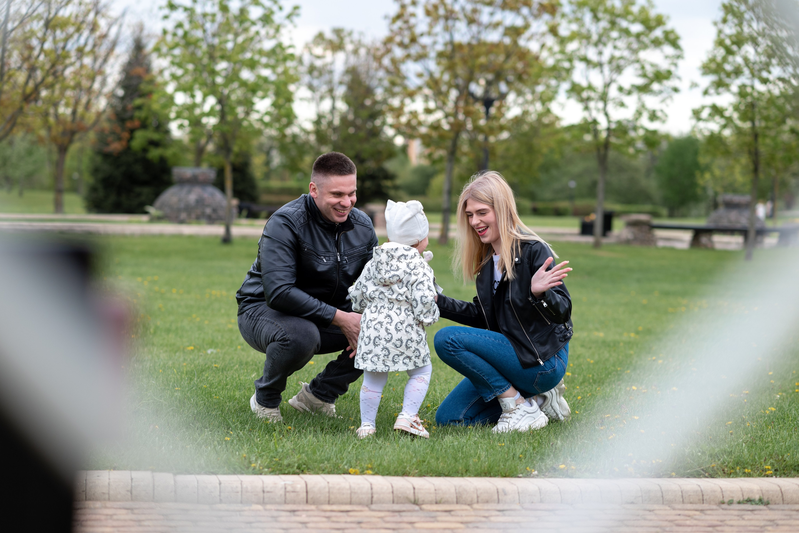 Олег, Каролина и Стефания. Профессиональный интерьерный и репортажный фотограф Минск и РБ. Максим Орлов