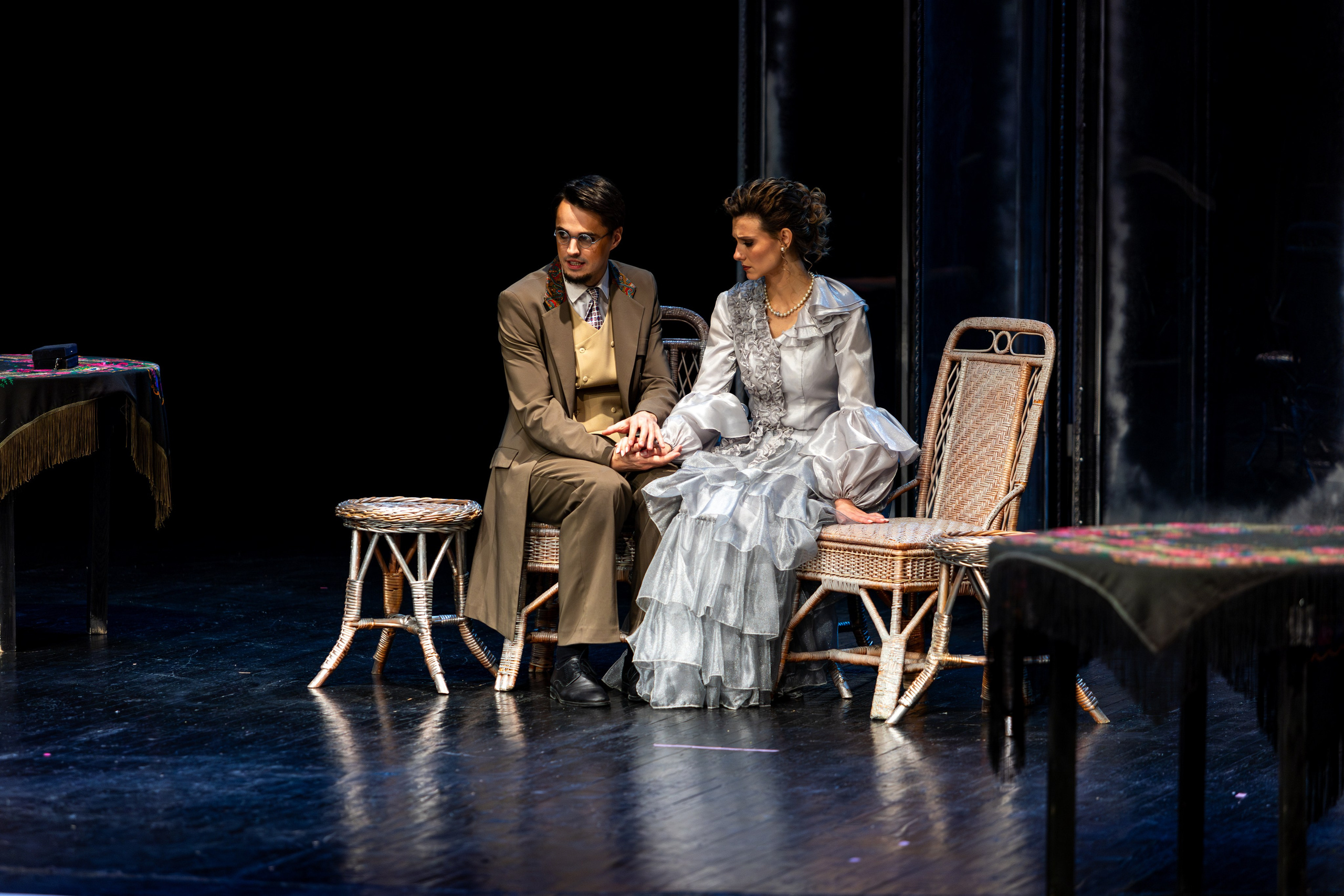 Новый театр «Я вещь». Профессиональный интерьерный и репортажный фотограф Минск и РБ. Максим Орлов