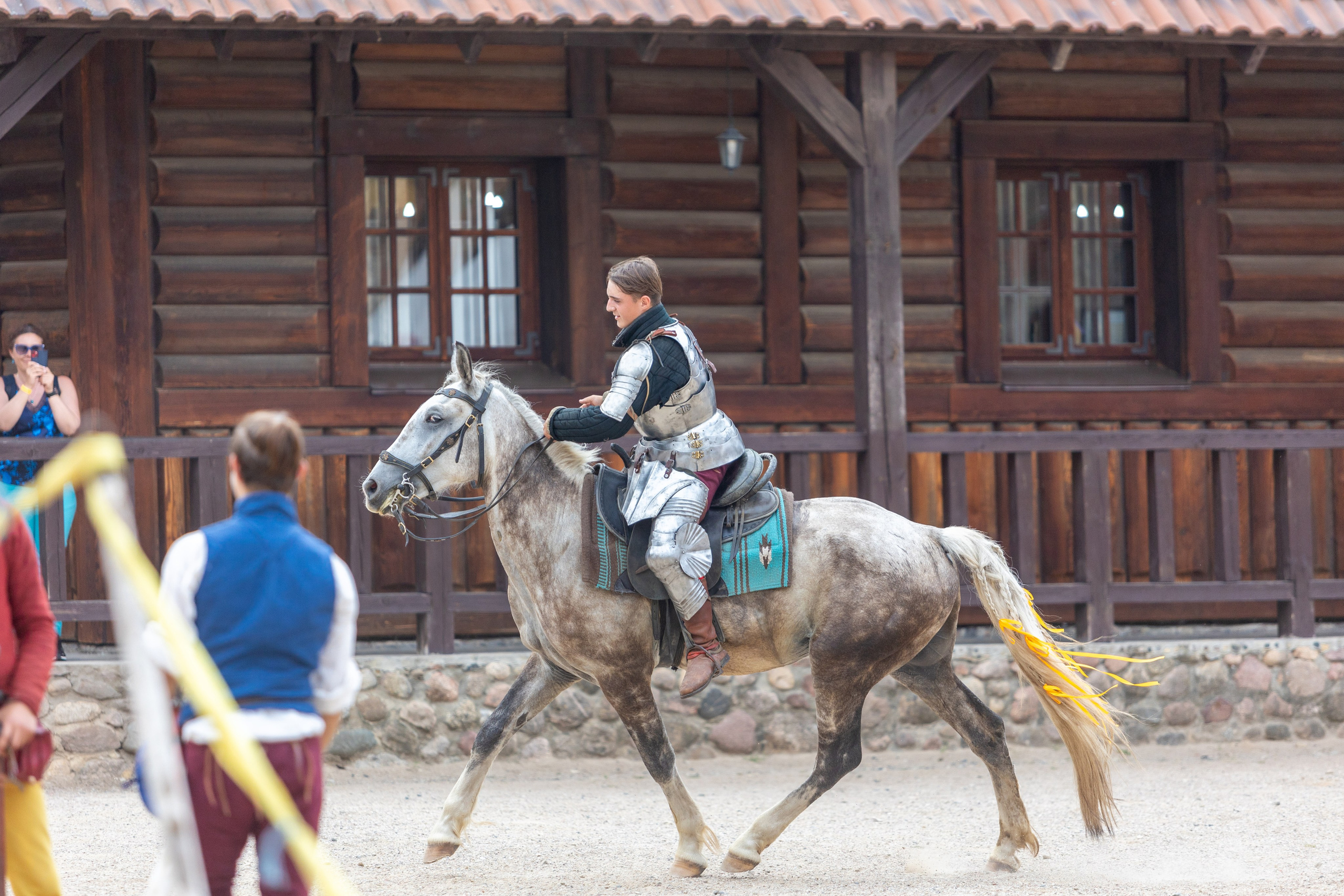 Выступление «Золотой шпоры» на празднике города Лиды. Профессиональный интерьерный и репортажный фотограф Минск и РБ. Максим Орлов