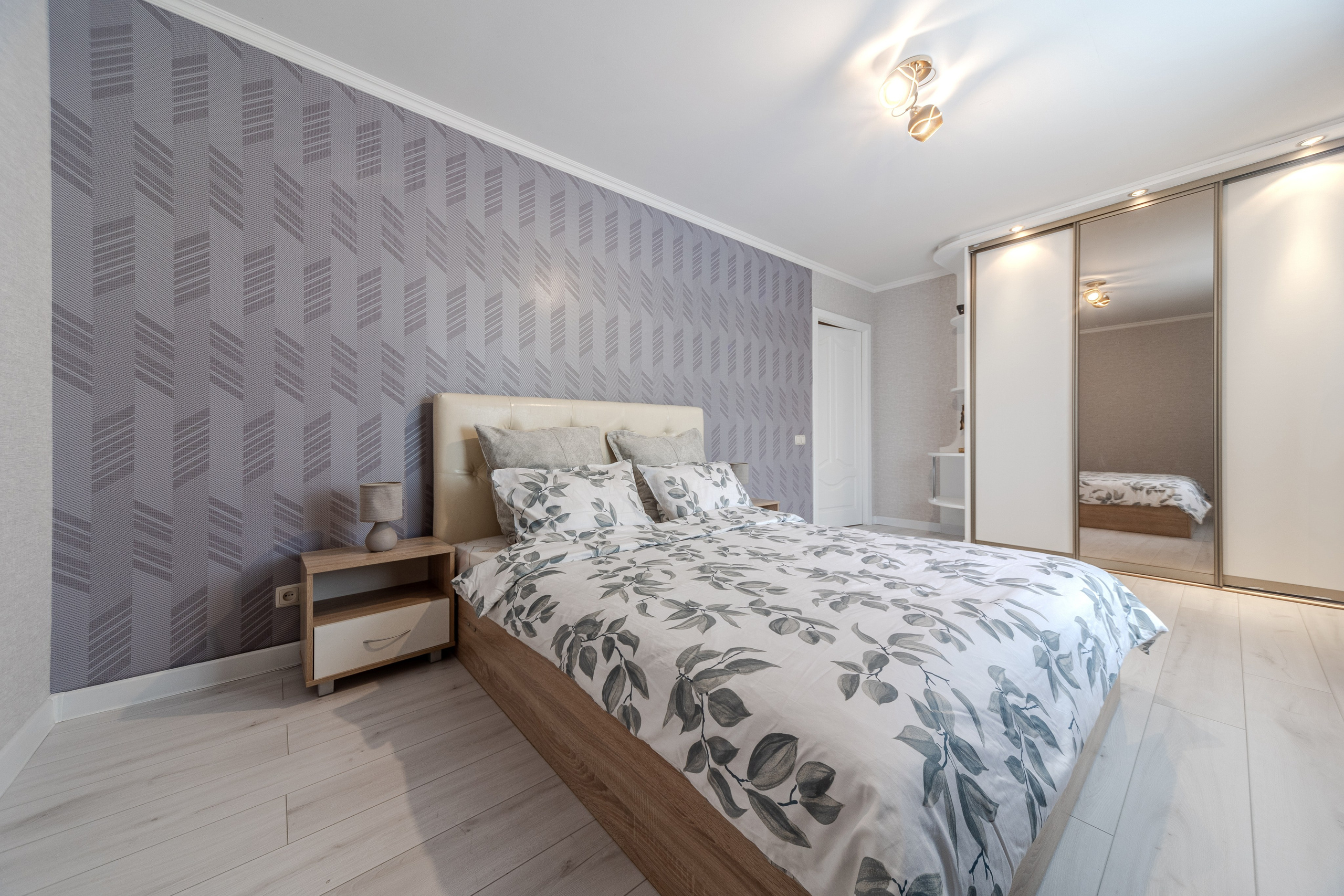 Пр. Победителей 3. Эконом вариант. Профессиональный интерьерный и репортажный фотограф Минск и РБ. Максим Орлов