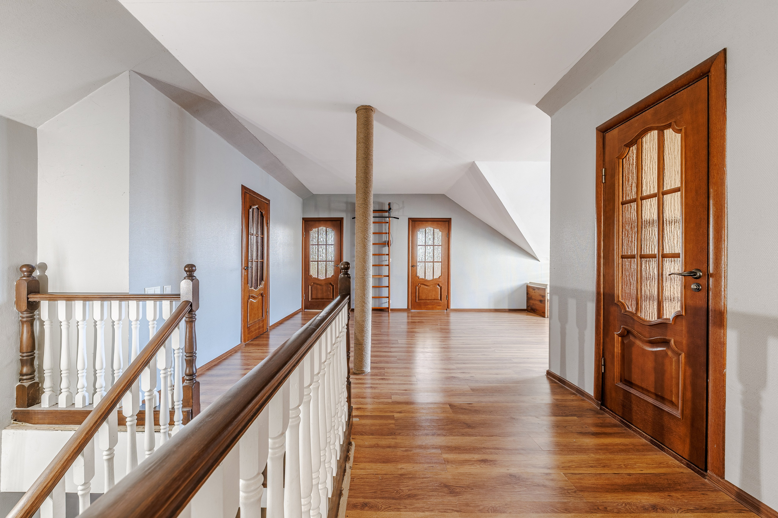 Частный дом. Для продажи. Профессиональный интерьерный и репортажный фотограф Минск и РБ. Максим Орлов