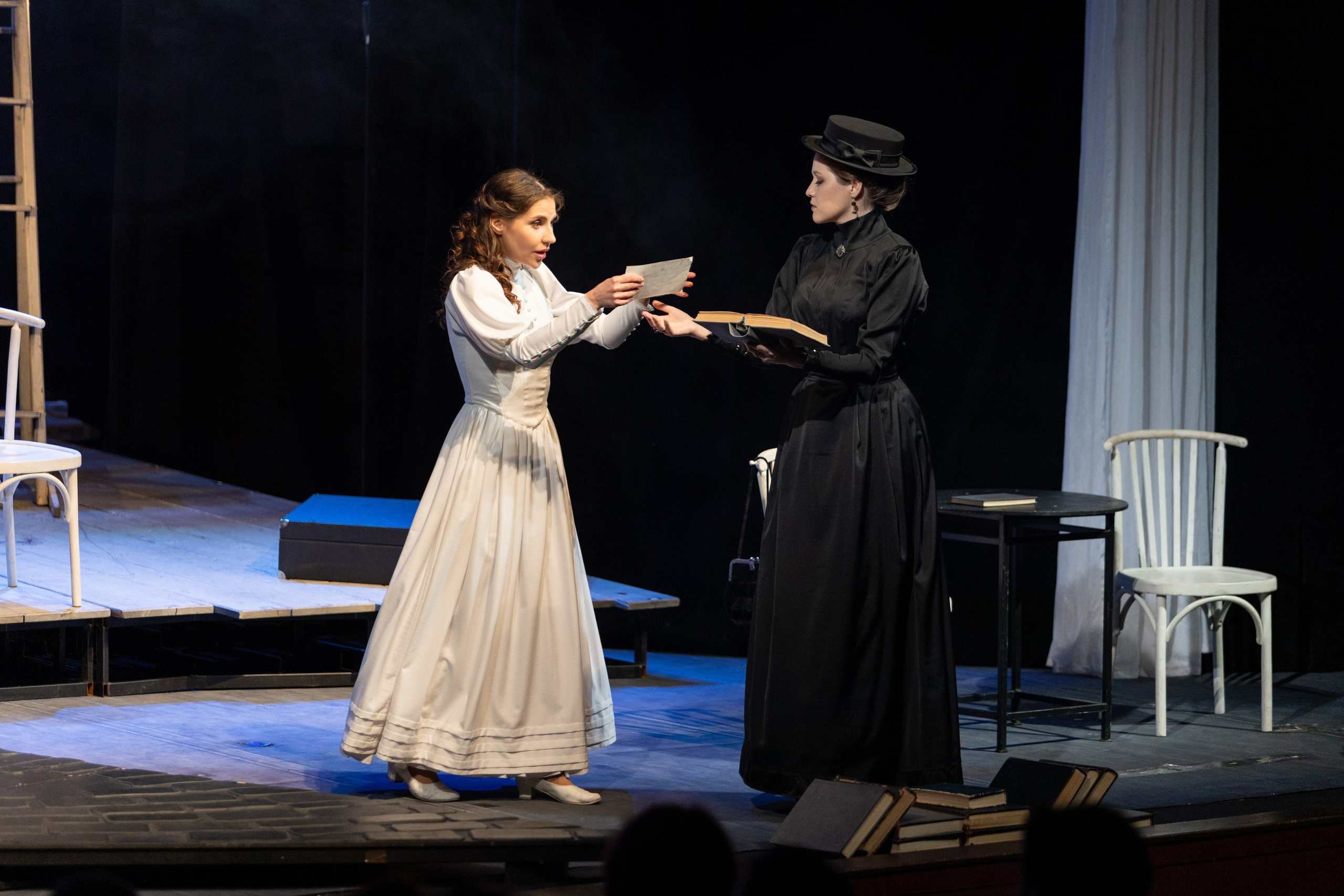 Театр белорусской армии «Три сестры». Профессиональный интерьерный и репортажный фотограф Минск и РБ. Максим Орлов