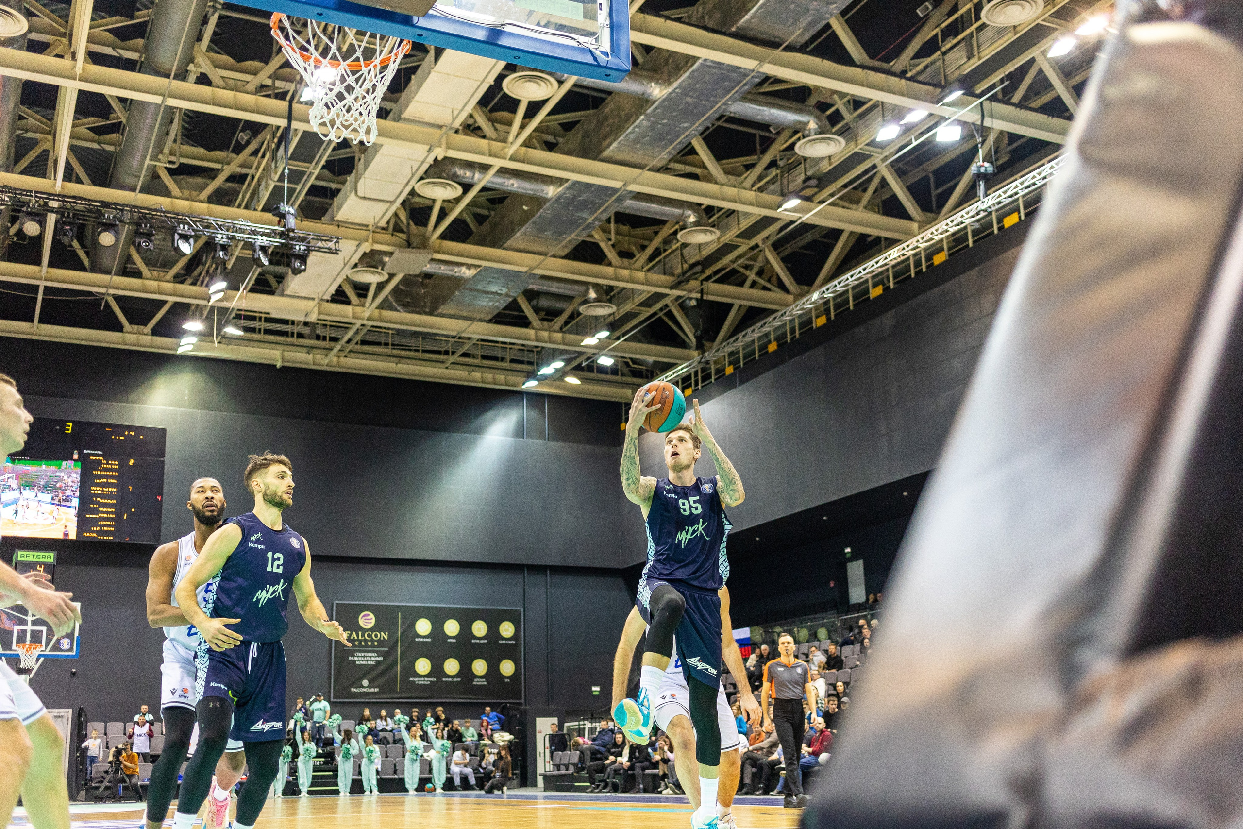 Баскетбол. Лучшие кадры. Минск — Енисей. 11.12.2023. Профессиональный интерьерный и репортажный фотограф Минск и РБ. Максим Орлов