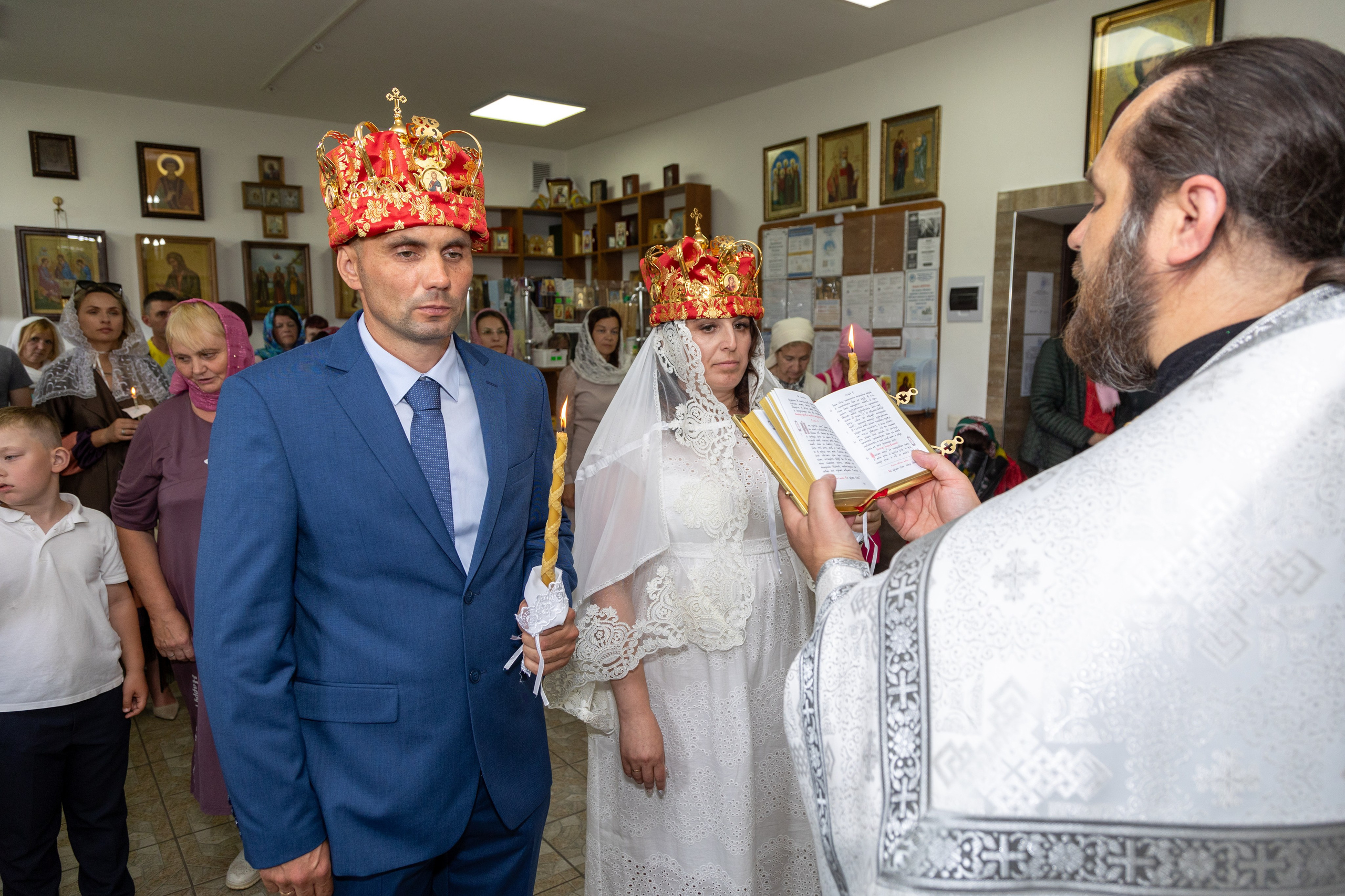 Венчание Михаила и Ольги. Профессиональный интерьерный и репортажный фотограф Минск и РБ. Максим Орлов