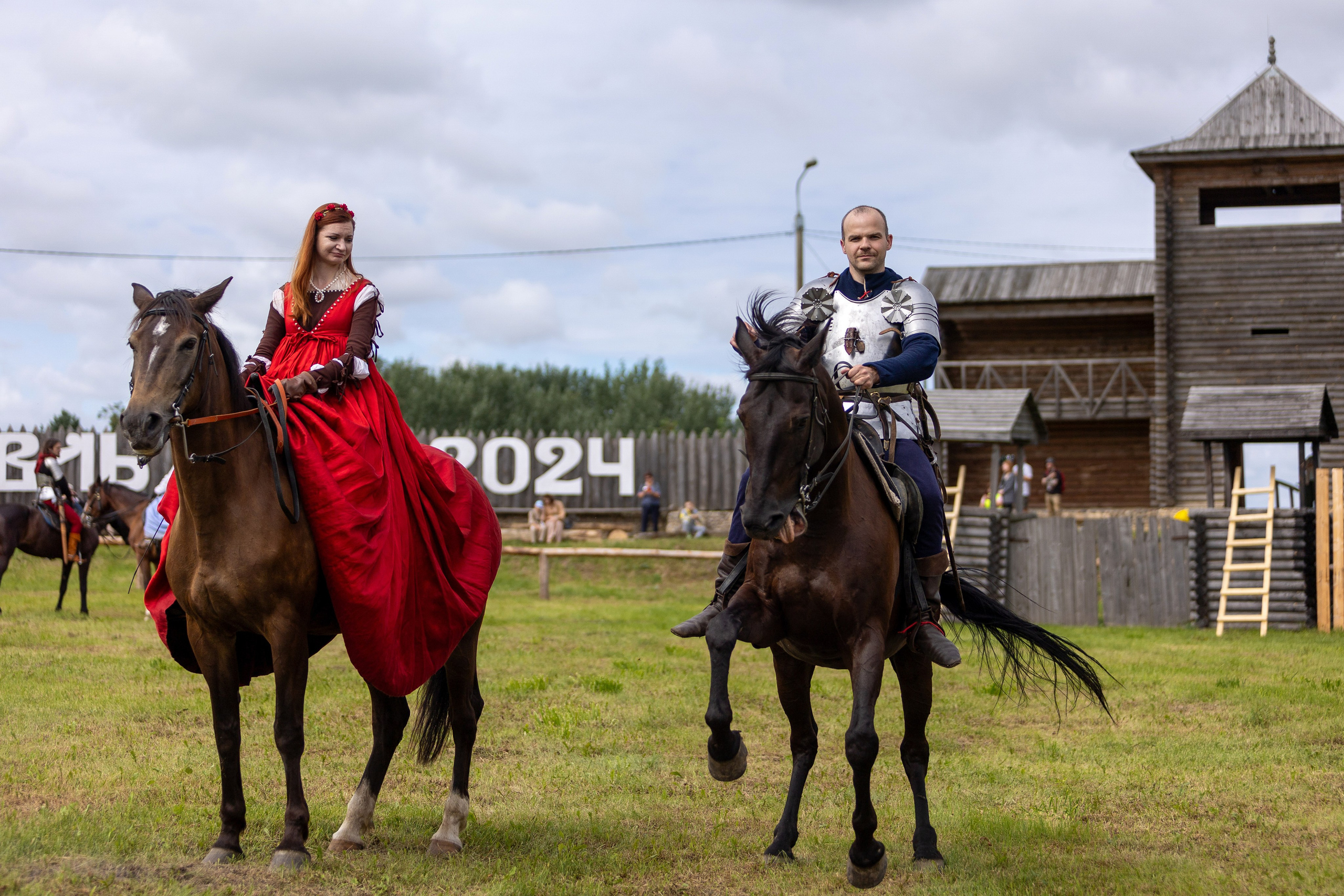 Рыцарский фест. Мстиславль. Профессиональный интерьерный и репортажный фотограф Минск и РБ. Максим Орлов
