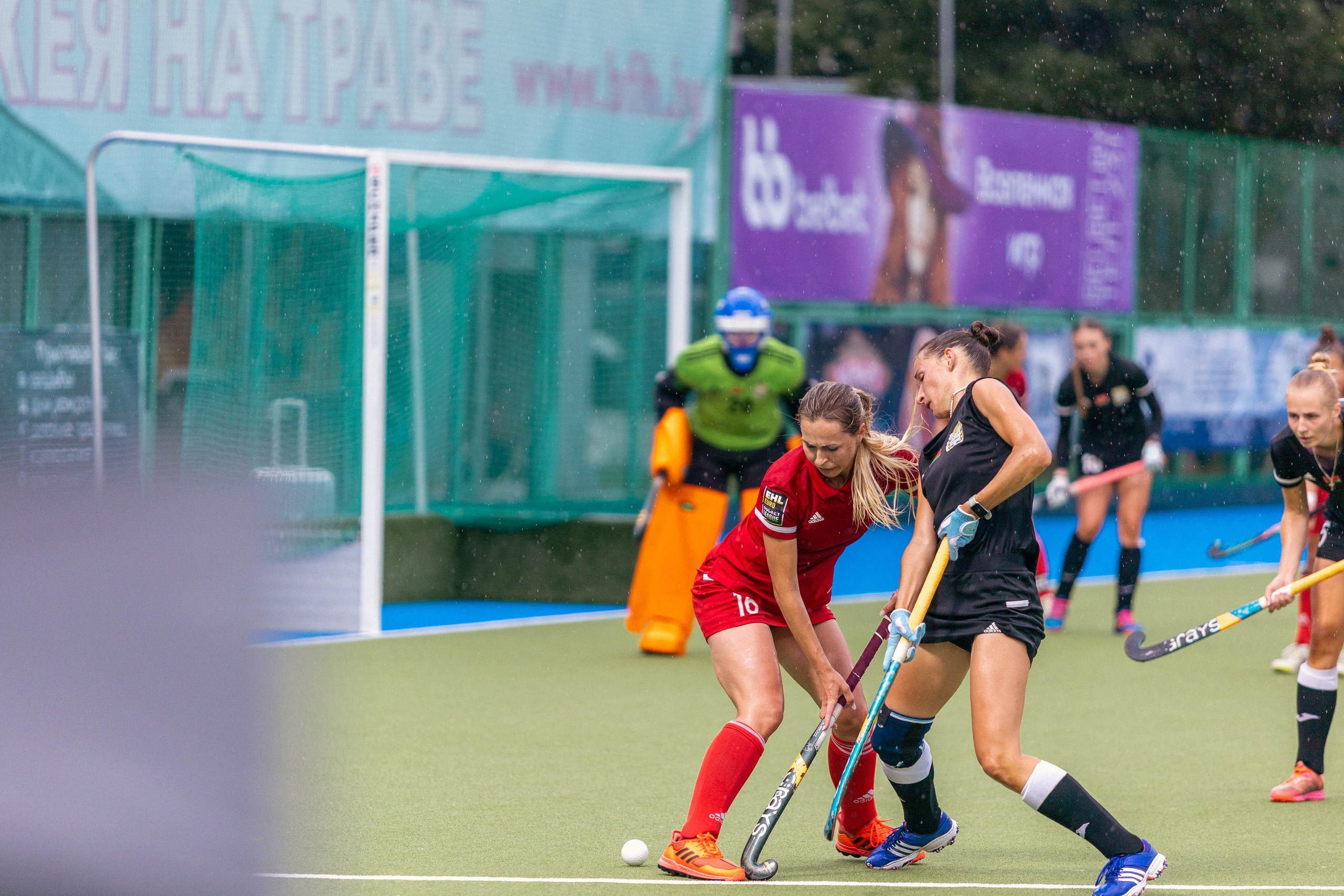 Хоккей на траве. Девушки. ХК Минск — ХК Виктория (Смолевичи) 10.06.2024. Профессиональный интерьерный и репортажный фотограф Минск и РБ. Максим Орлов