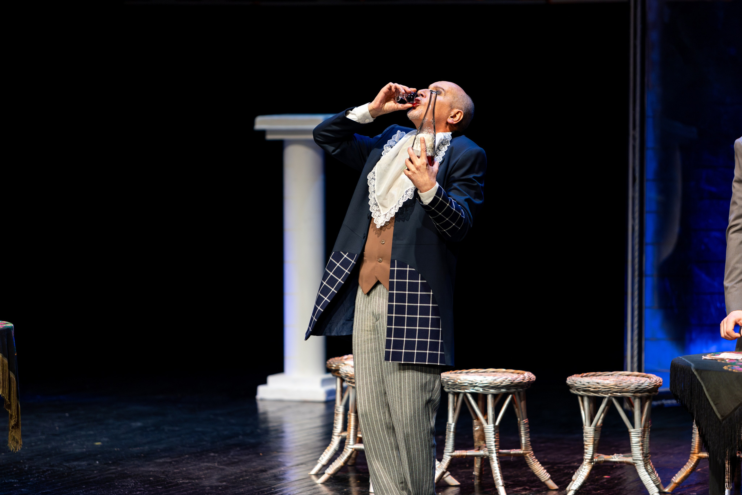 Новый театр «Я вещь». Профессиональный интерьерный и репортажный фотограф Минск и РБ. Максим Орлов