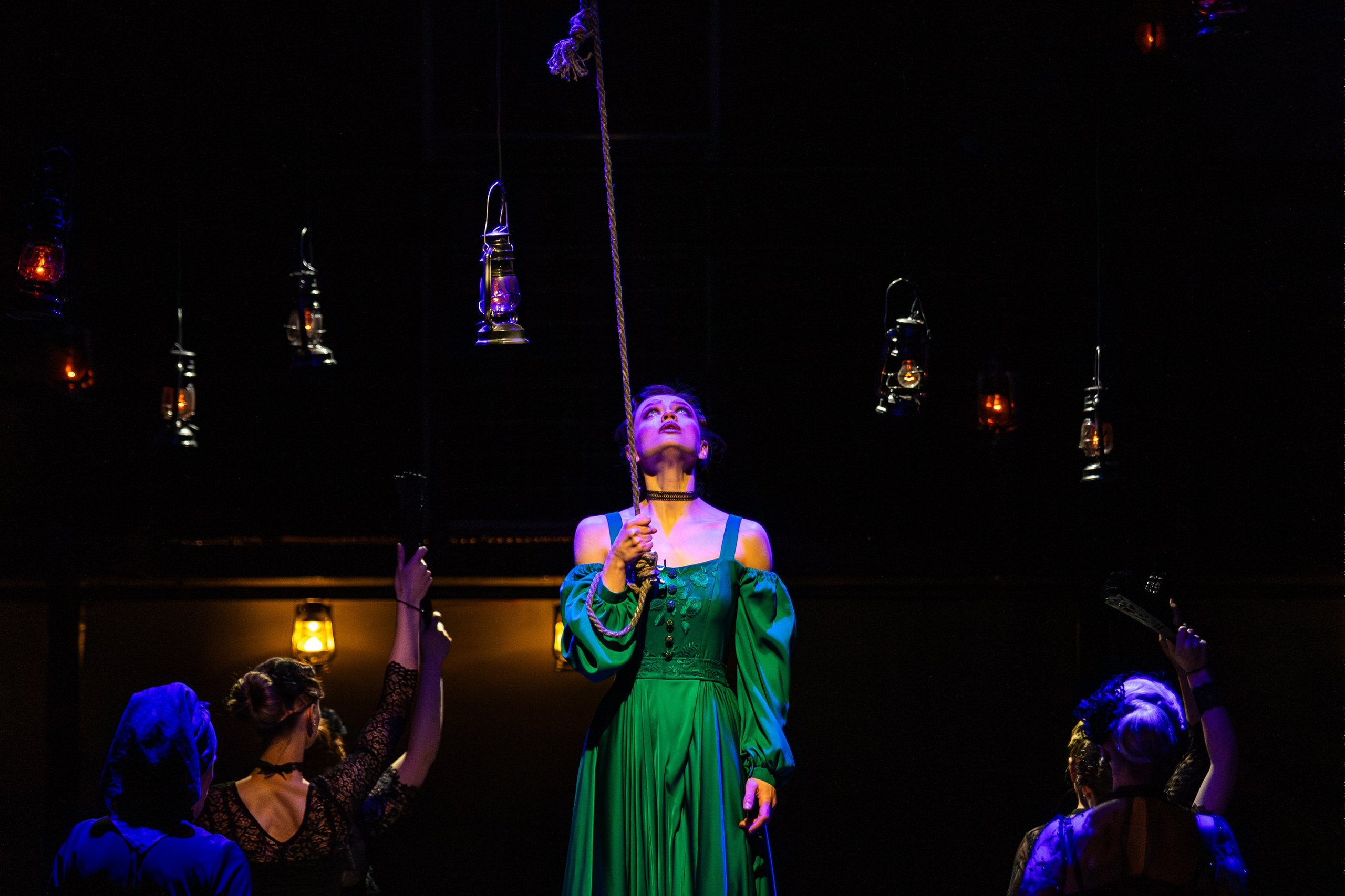 Новый театр «Дом Бернарды Альбы». Профессиональный интерьерный и репортажный фотограф Минск и РБ. Максим Орлов