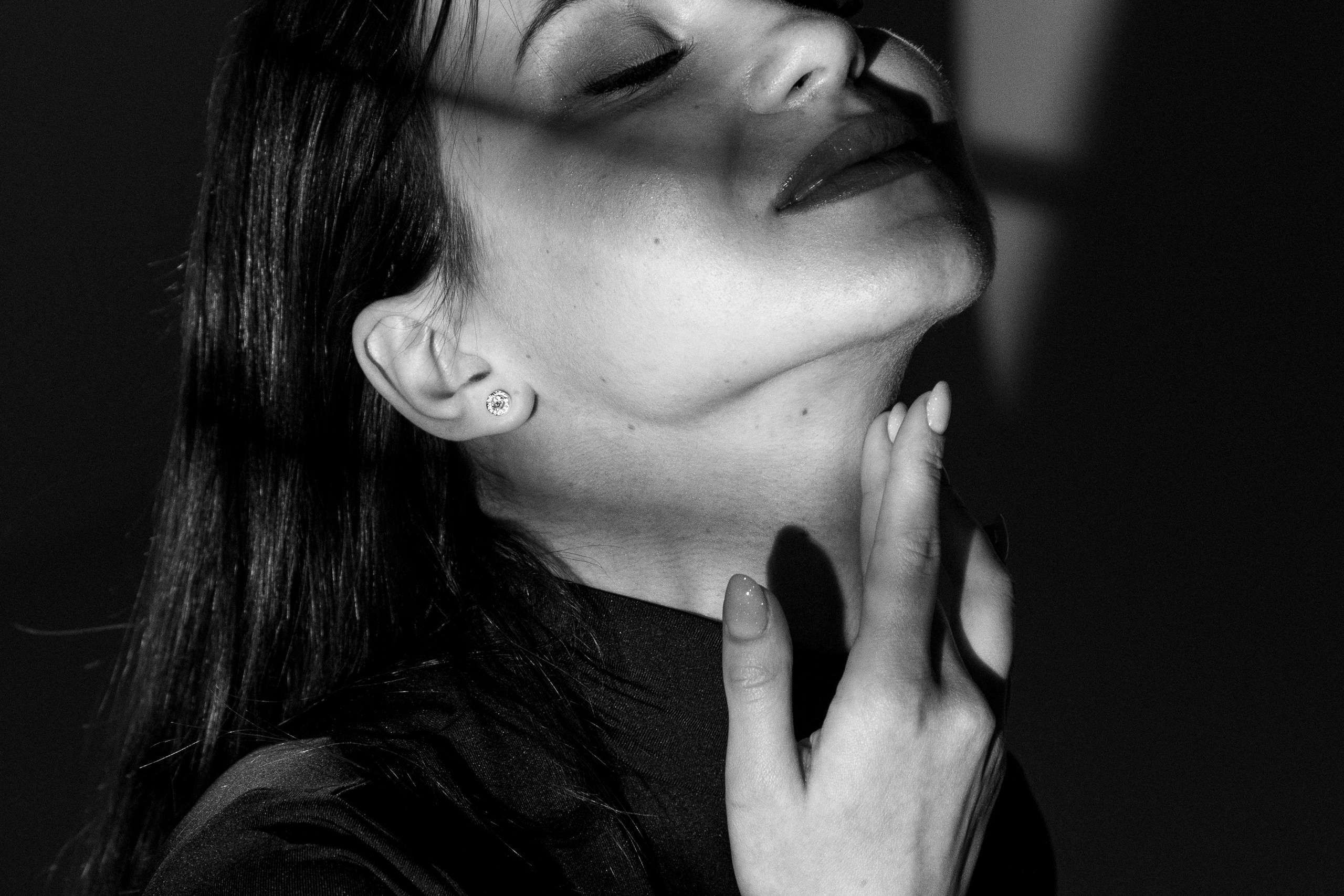 Настя (студийная на циклораме). Профессиональный интерьерный и репортажный фотограф Минск и РБ. Максим Орлов