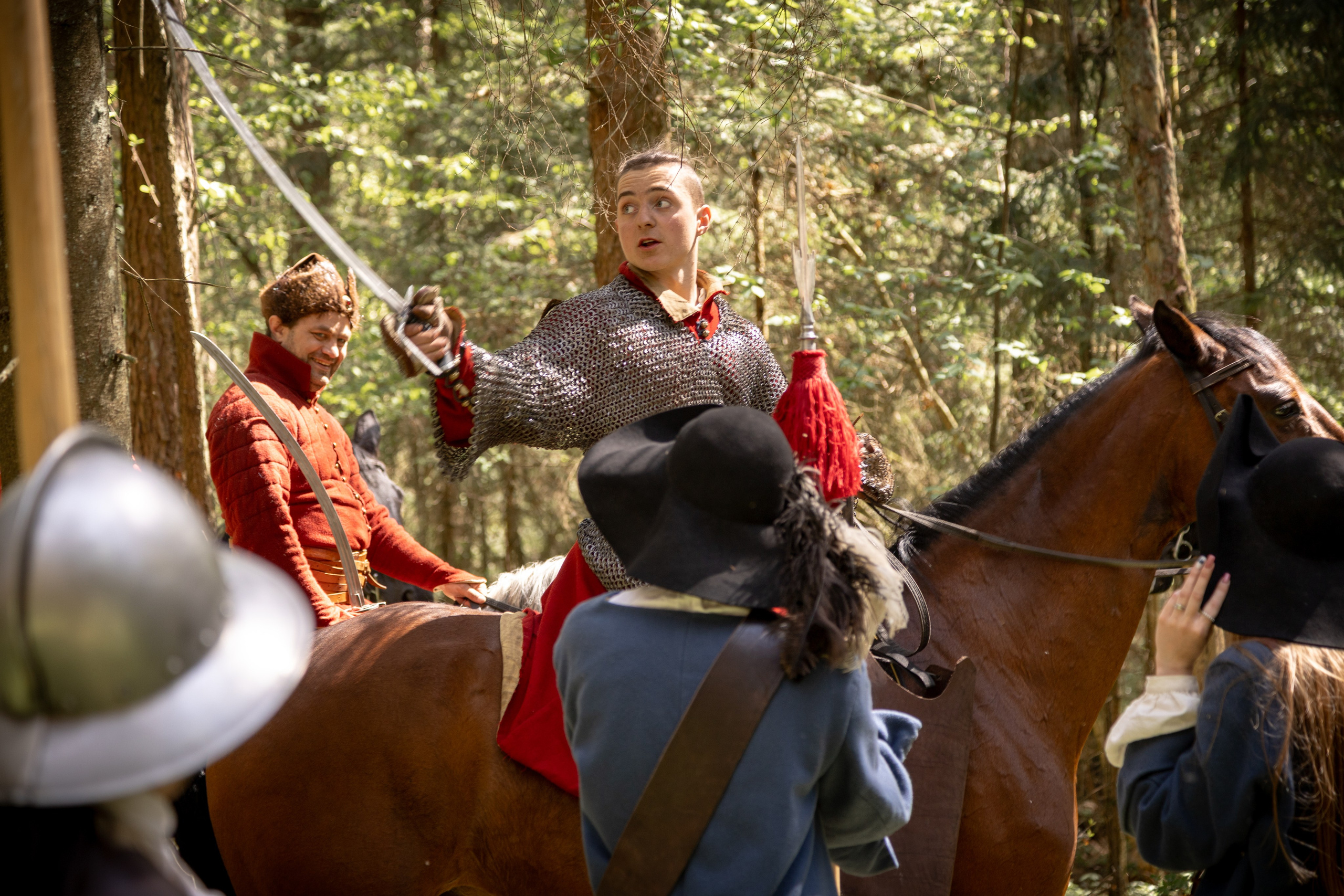 Золотая шпора. Огнем и мечем. День второй. Вылазка в лес. Штурм фортеции. Княжеский пир. Профессиональный интерьерный и репортажный фотограф Минск и РБ. Максим Орлов