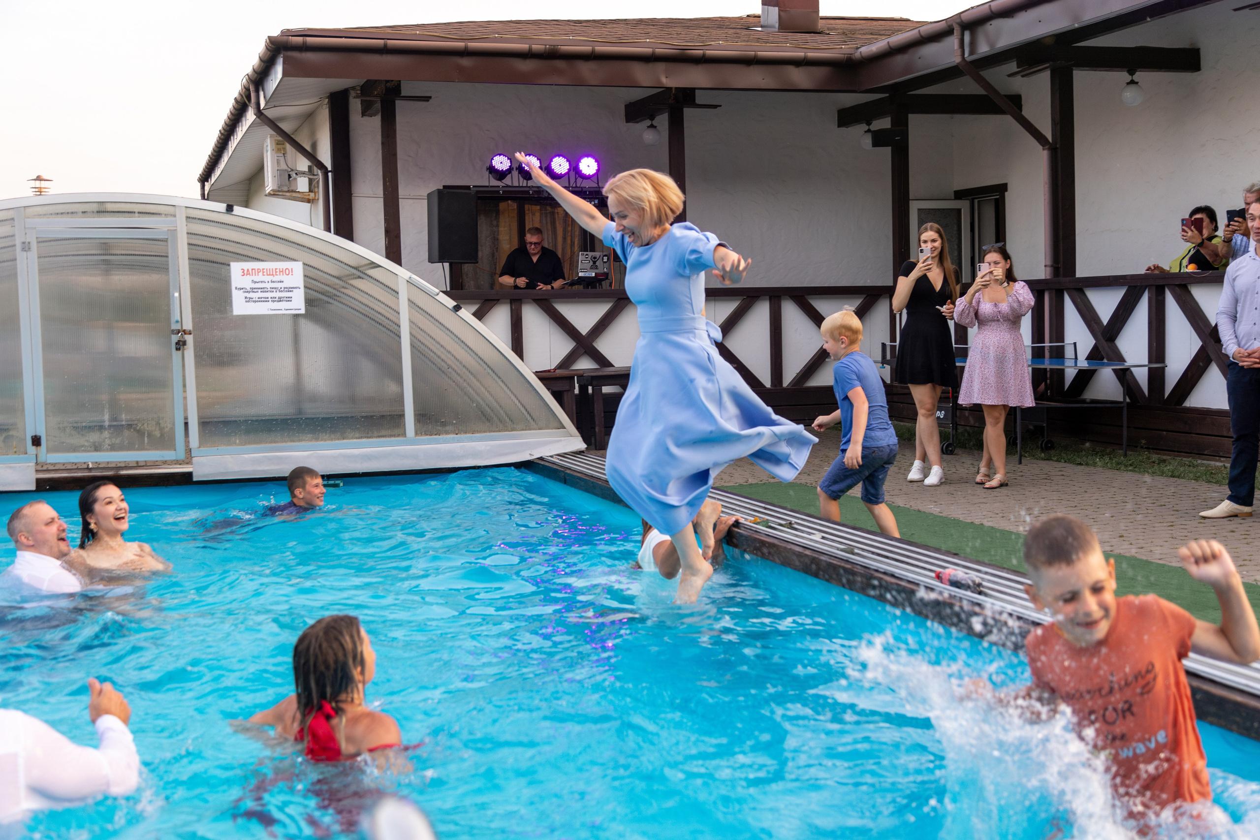 Свадебная фотосессия Дениса и Юли. Профессиональный интерьерный и репортажный фотограф Минск и РБ. Максим Орлов