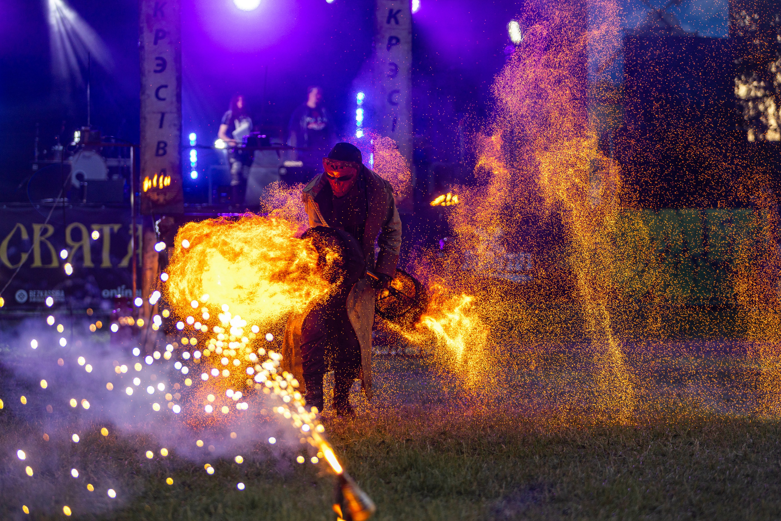 Свята сонца. Профессиональный интерьерный и репортажный фотограф Минск и РБ. Максим Орлов