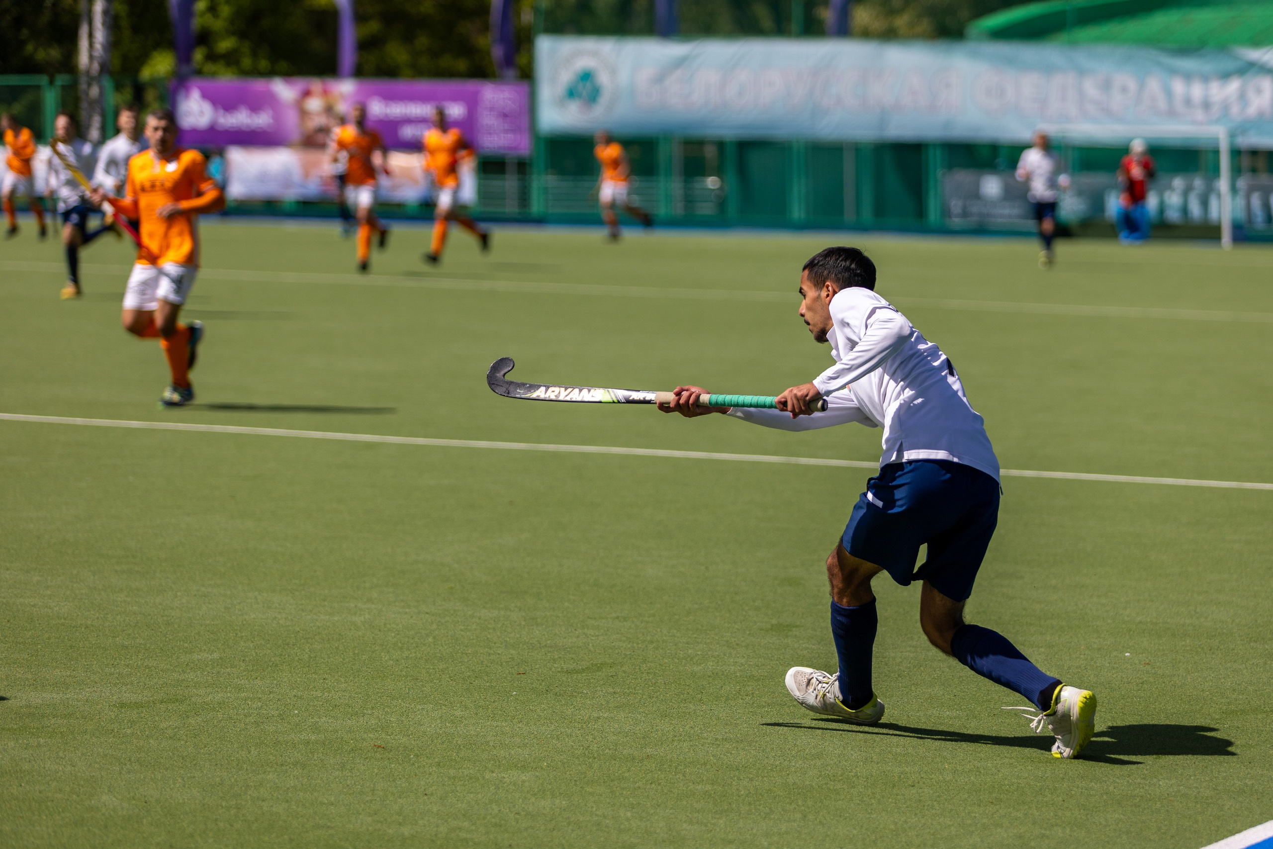Хоккей на траве. ХК Минск — СК Строитель 12.05.2024. Профессиональный интерьерный и репортажный фотограф Минск и РБ. Максим Орлов