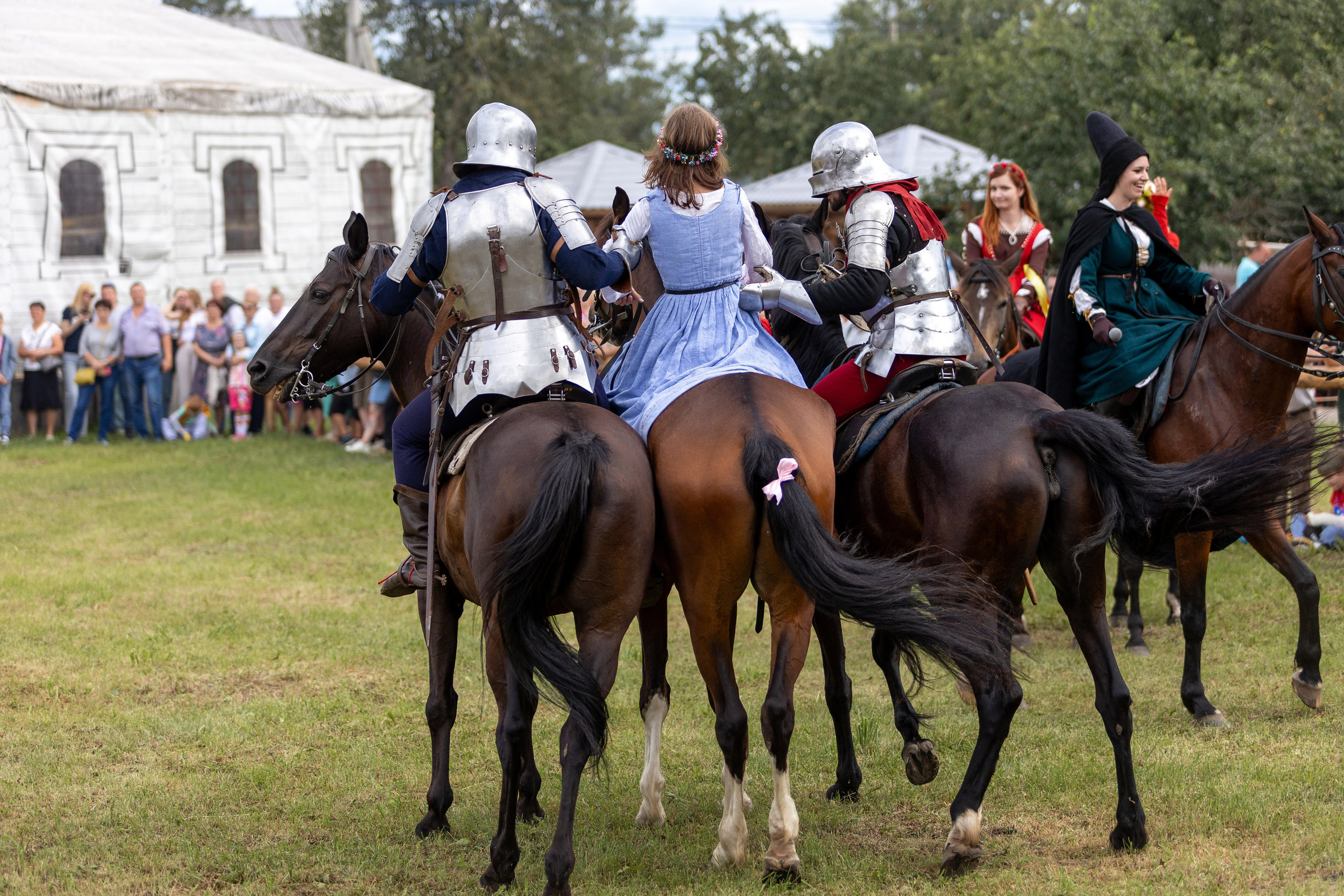 Рыцарский фест. Мстиславль. Профессиональный интерьерный и репортажный фотограф Минск и РБ. Максим Орлов