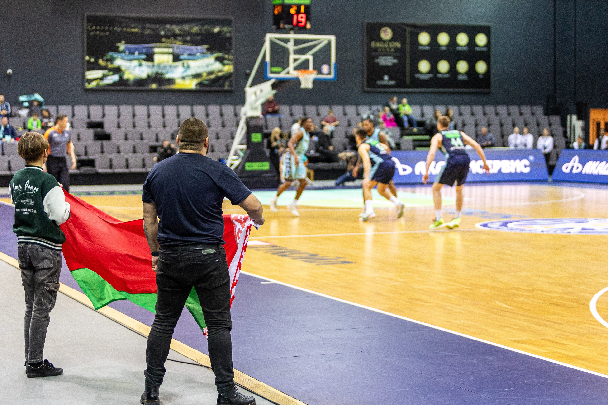 Спортивный фотограф. Минск и РБ. Профессиональный интерьерный и репортажный фотограф Минск и РБ. Максим Орлов