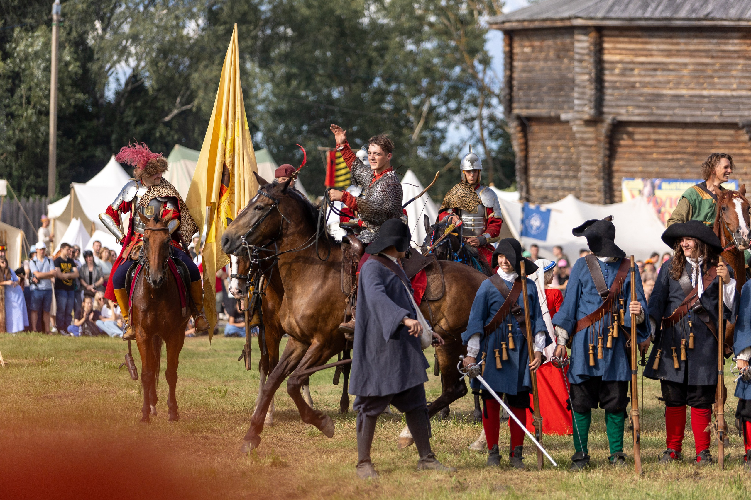 Рыцарский фест. Мстиславль. Профессиональный интерьерный и репортажный фотограф Минск и РБ. Максим Орлов