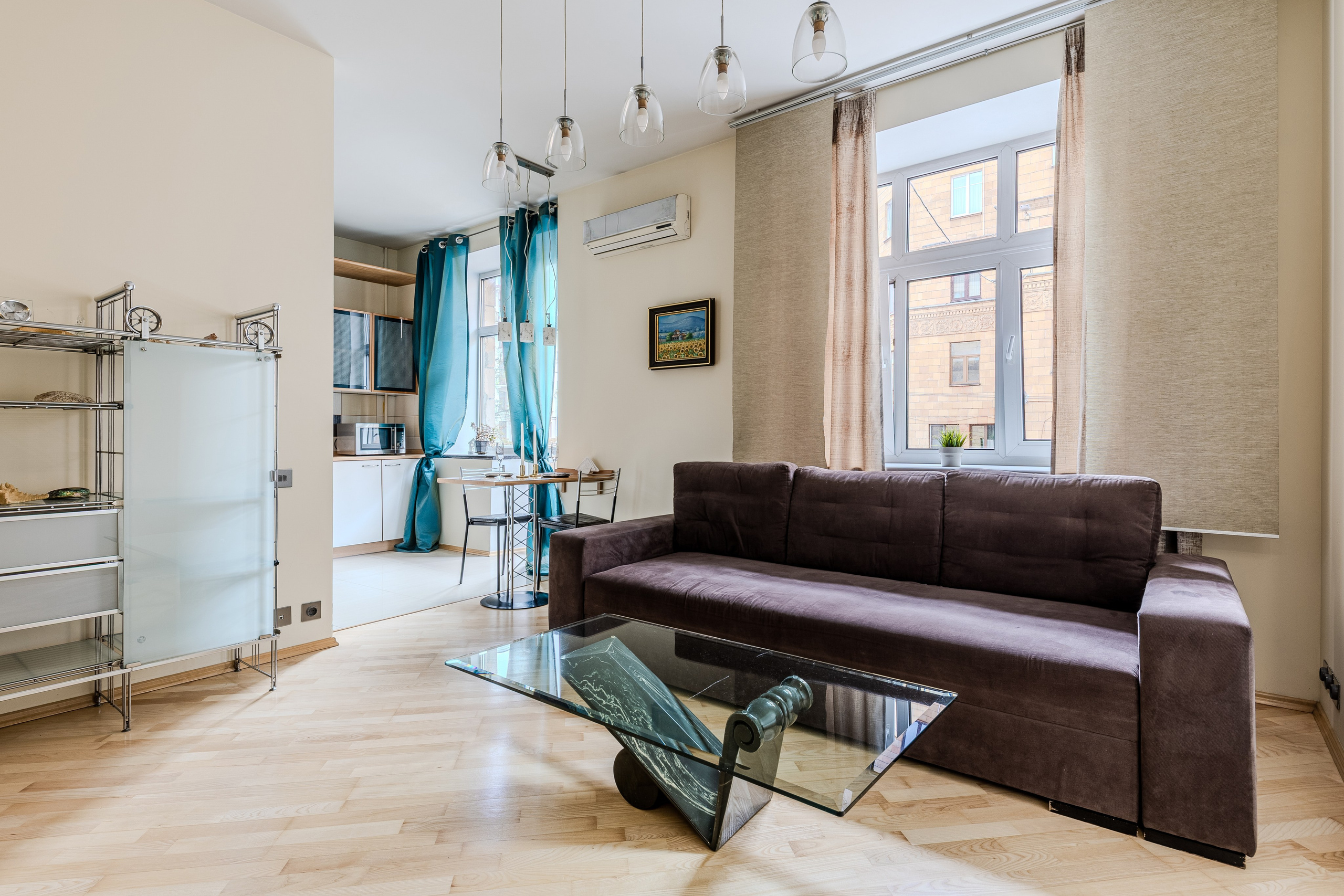 Интернациональная 17. Профессиональный интерьерный и репортажный фотограф Минск и РБ. Максим Орлов