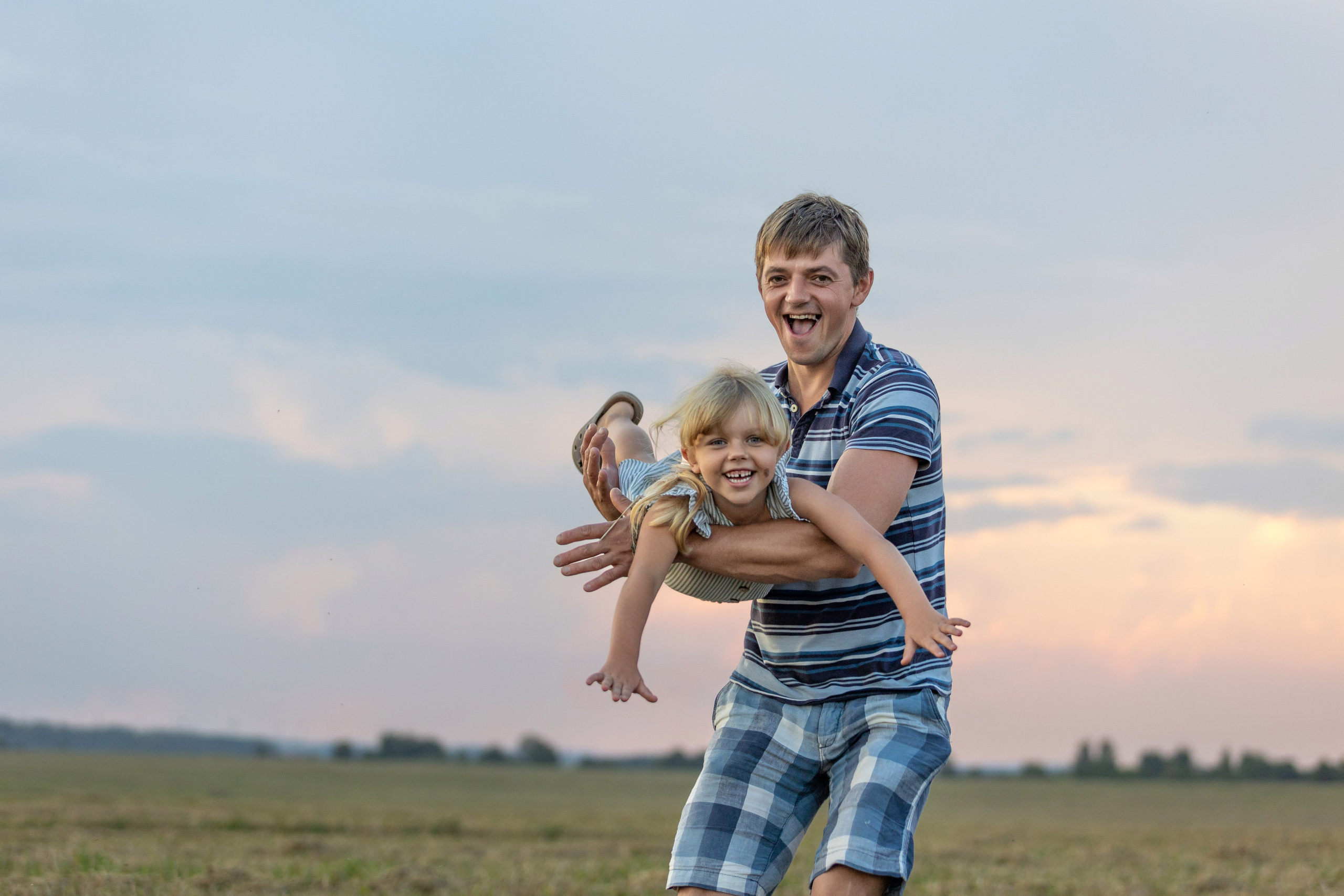 Леша и Таня 2 года спустя. Профессиональный интерьерный и репортажный фотограф Минск и РБ. Максим Орлов