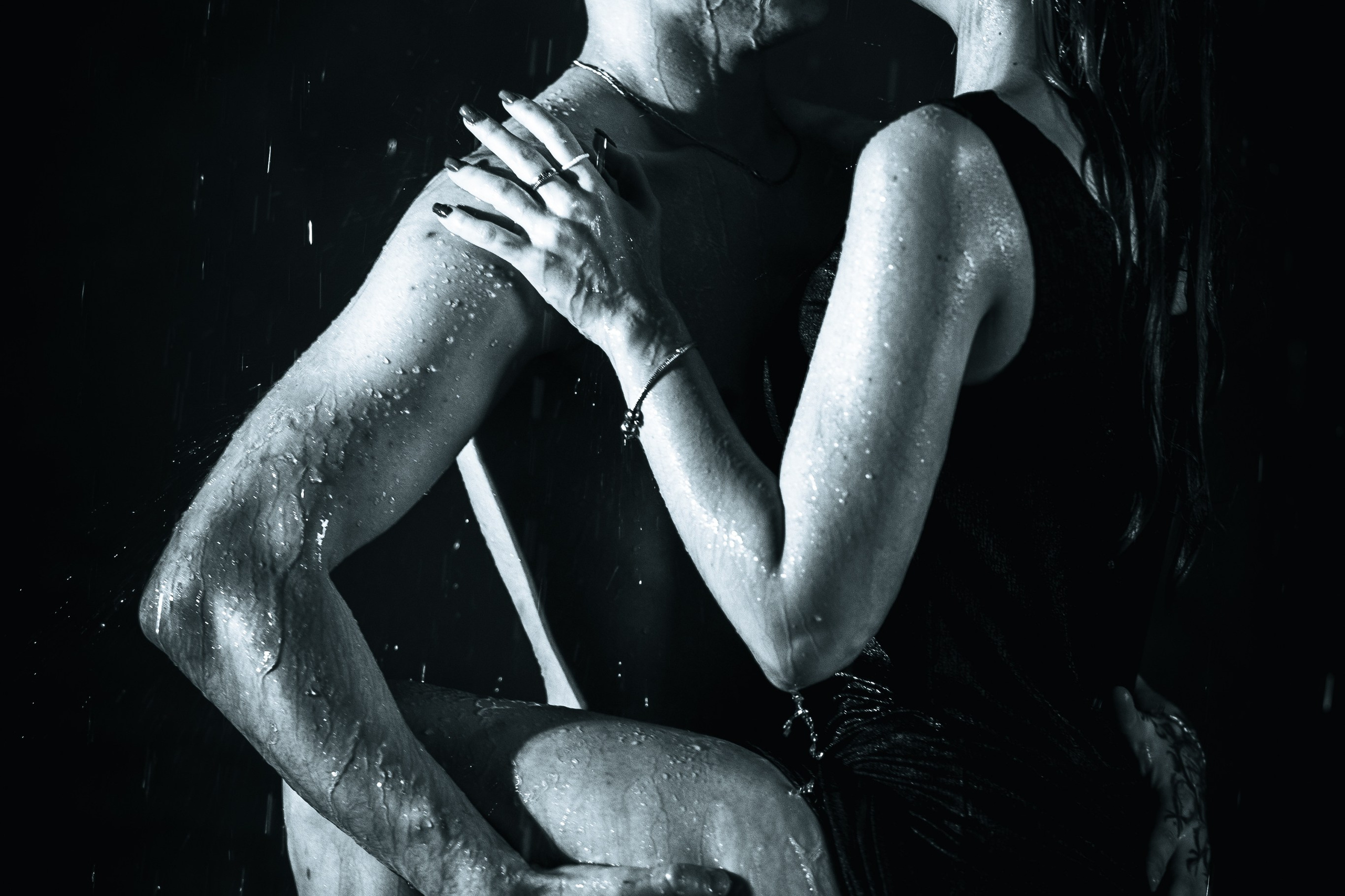 Лав стори в душе двух влюбленных. Профессиональный интерьерный и репортажный фотограф Минск и РБ. Максим Орлов