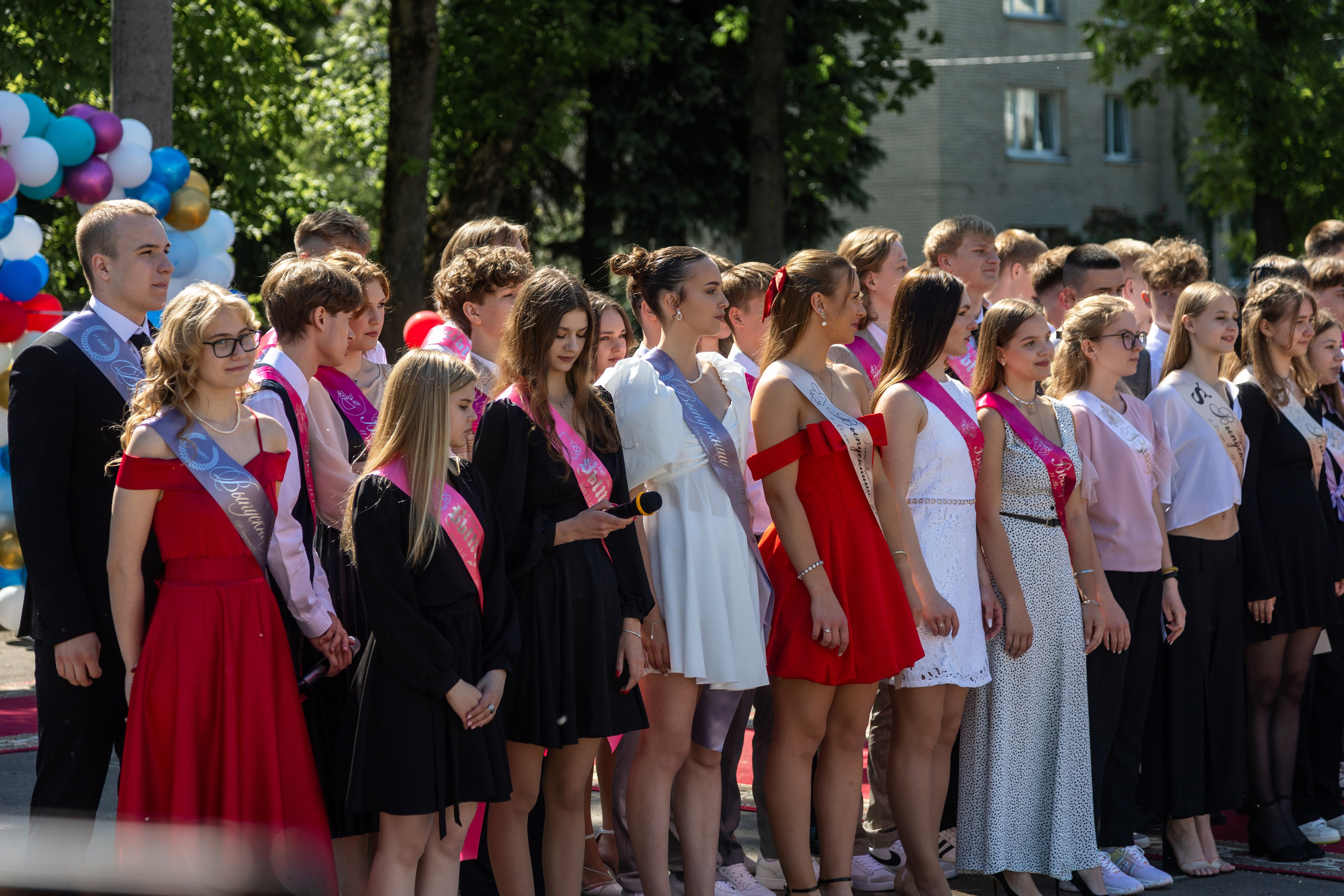 Школа 47. Последний звонок. Профессиональный интерьерный и репортажный фотограф Минск и РБ. Максим Орлов