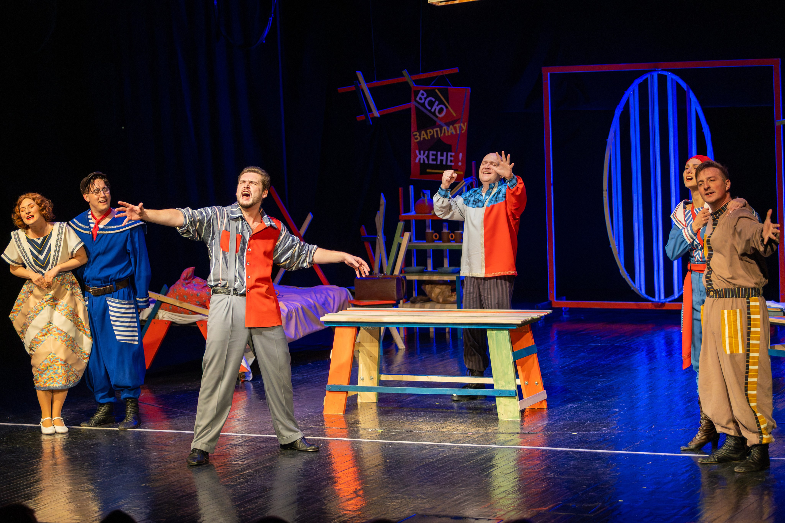 Квадратура круга. Профессиональный интерьерный и репортажный фотограф Минск и РБ. Максим Орлов