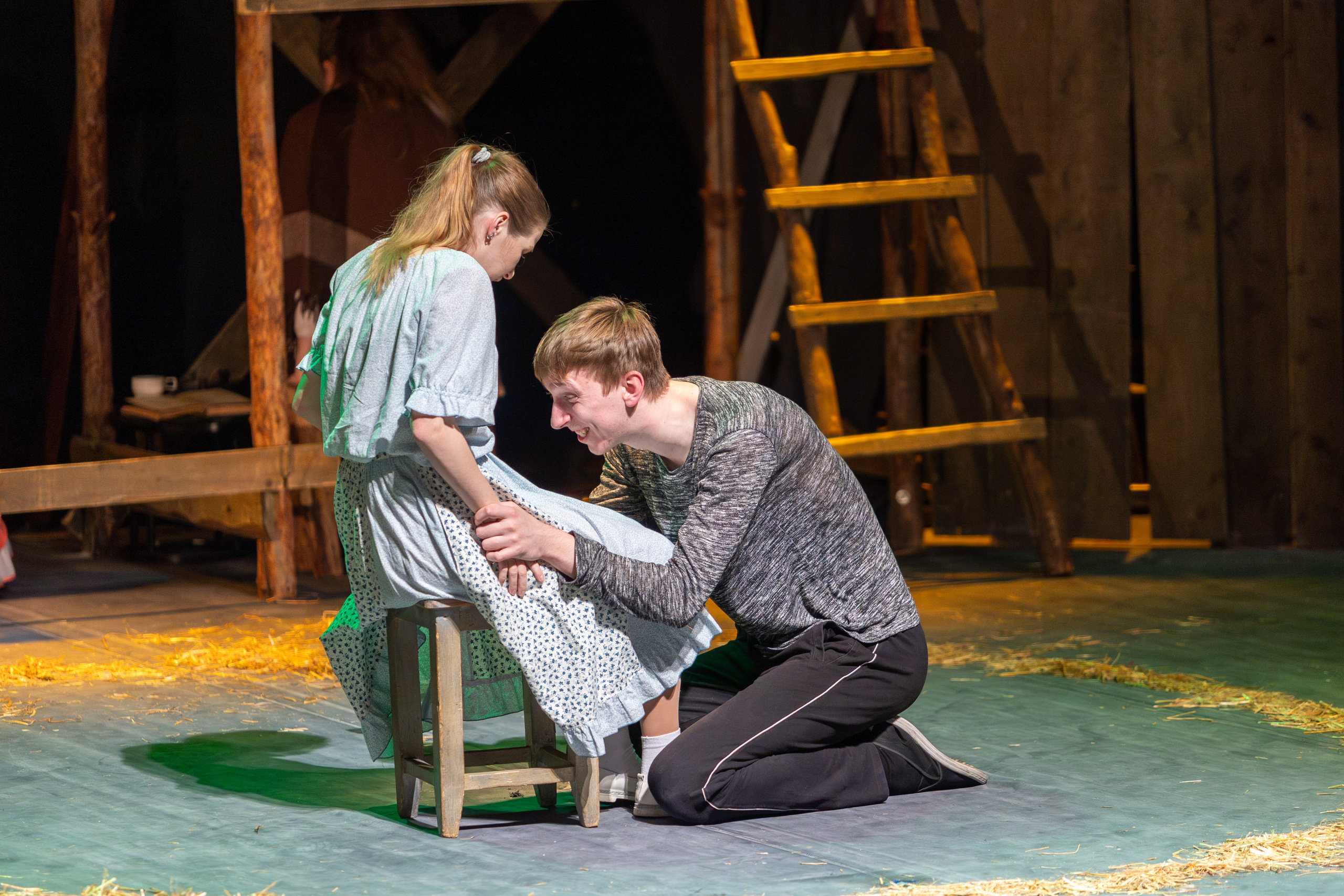 Театр белорусской армии «Очень простая история». Профессиональный интерьерный и репортажный фотограф Минск и РБ. Максим Орлов