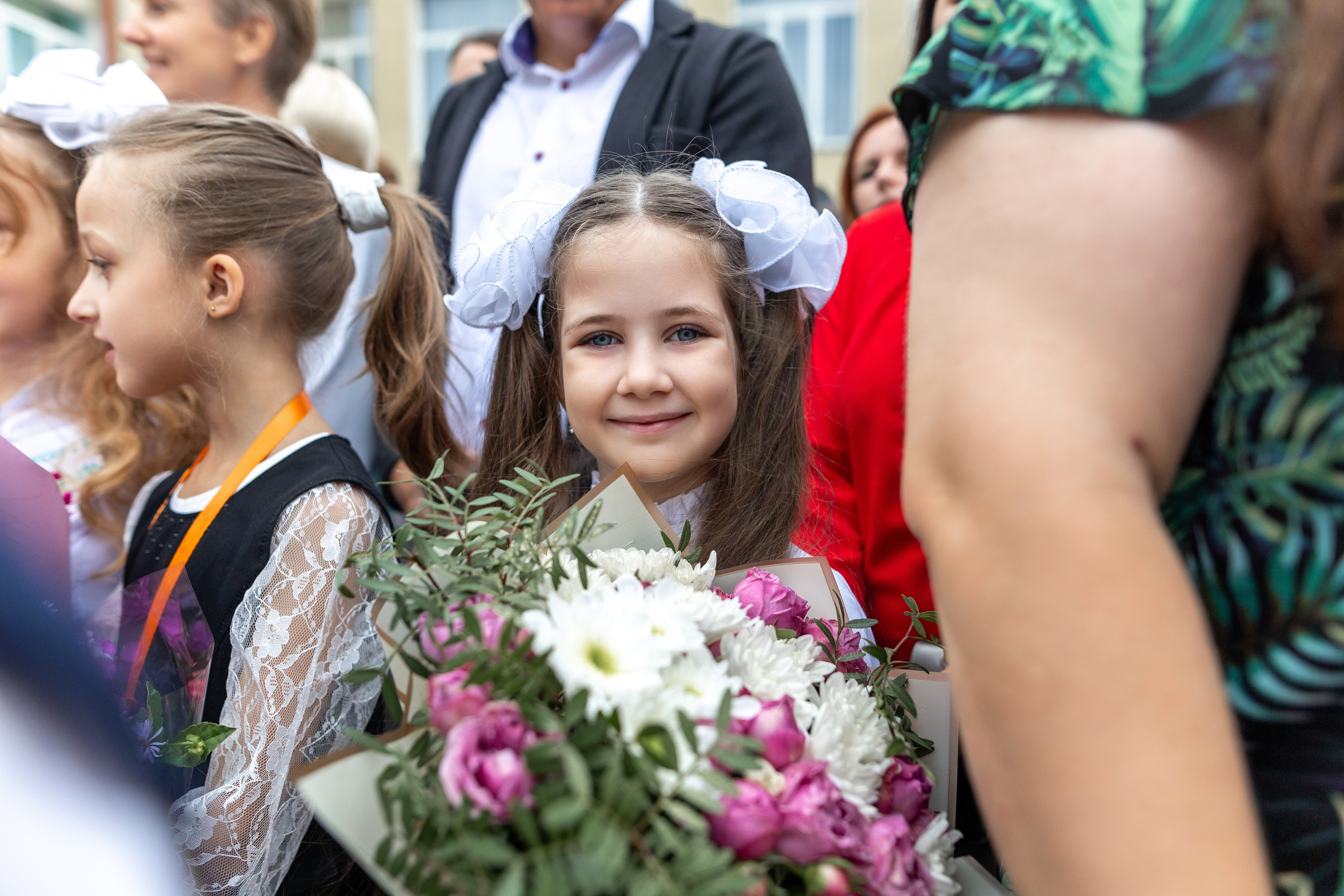 Линейка 1-го сентября. Профессиональный интерьерный и репортажный фотограф Минск и РБ. Максим Орлов