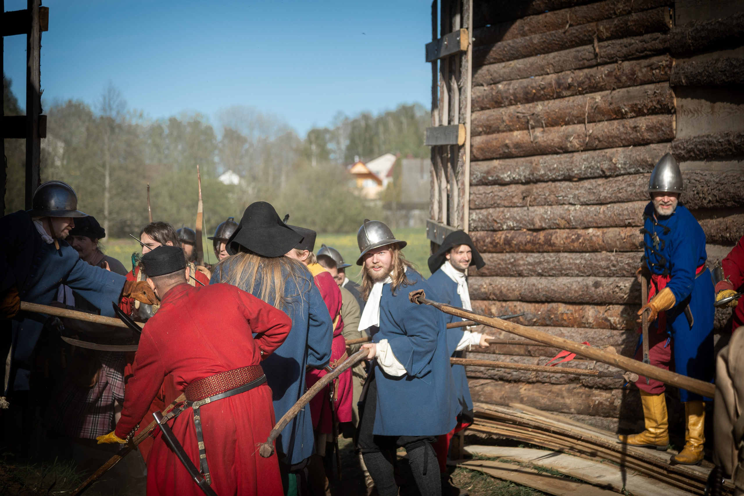 Золотая шпора. Огнем и мечем. День второй. Вылазка в лес. Штурм фортеции. Княжеский пир. Профессиональный интерьерный и репортажный фотограф Минск и РБ. Максим Орлов