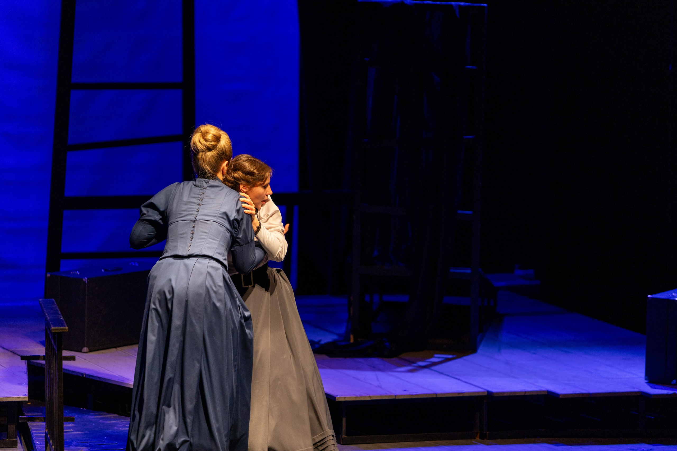 Театр белорусской армии «Три сестры». Профессиональный интерьерный и репортажный фотограф Минск и РБ. Максим Орлов