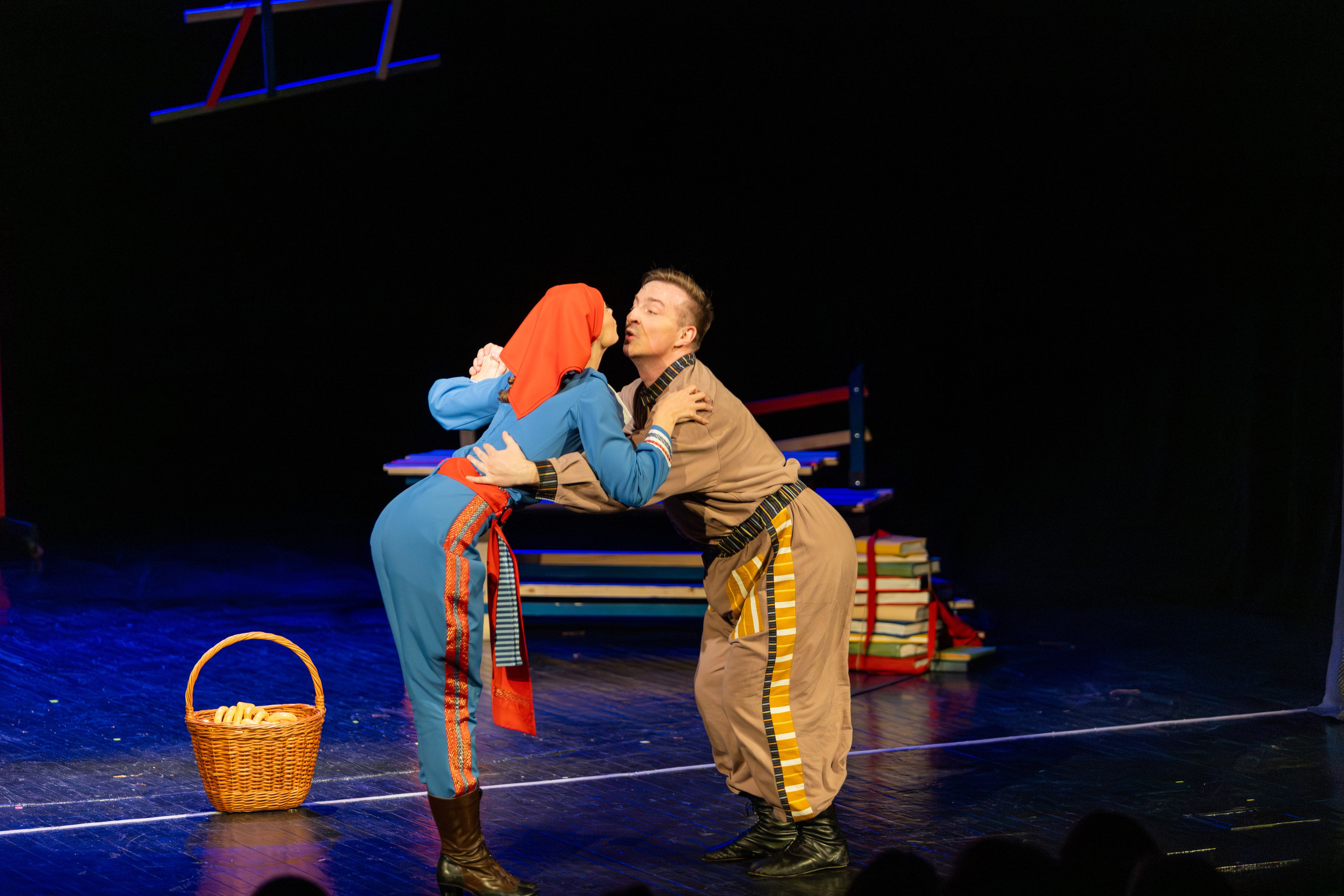 Квадратура круга. Профессиональный интерьерный и репортажный фотограф Минск и РБ. Максим Орлов