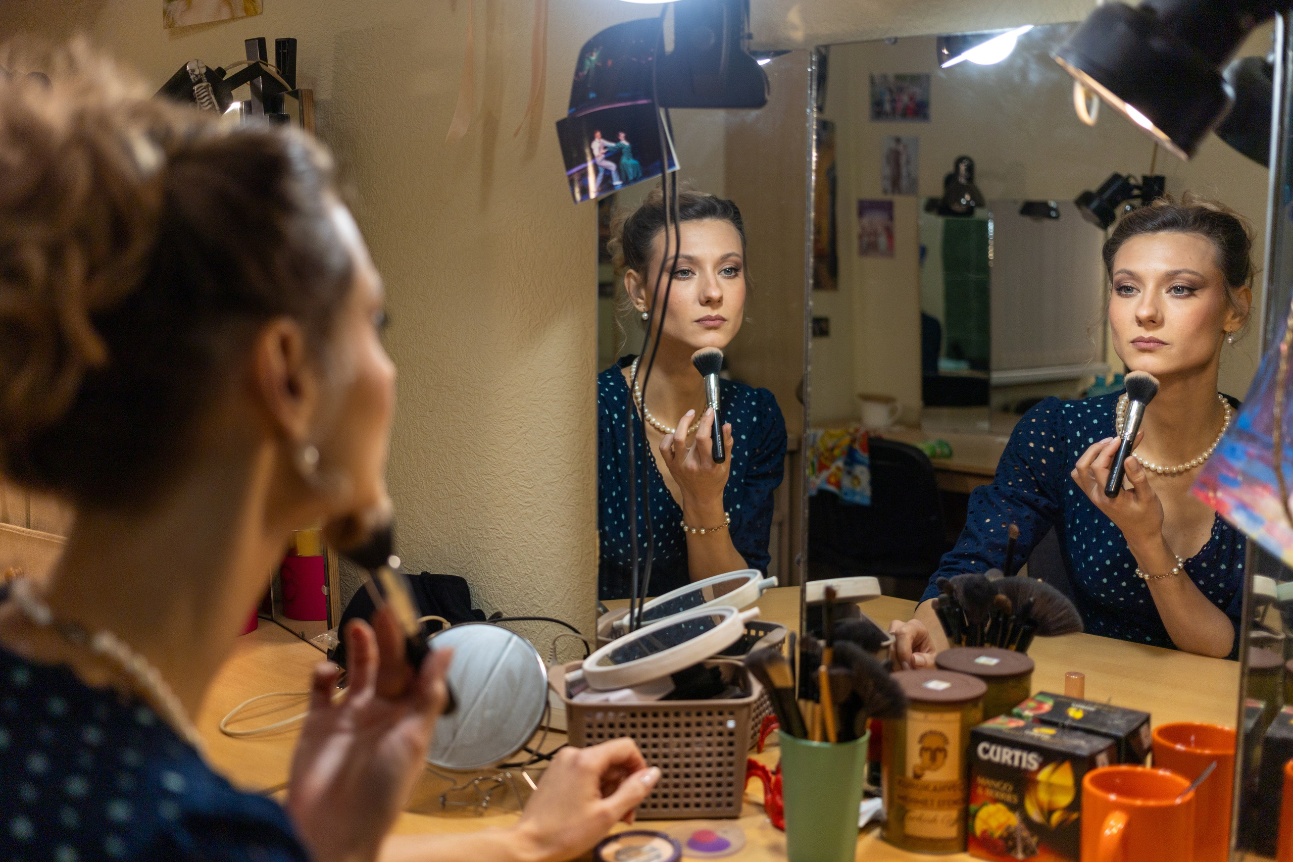 Новый театр «Плачу за любовь». Профессиональный интерьерный и репортажный фотограф Минск и РБ. Максим Орлов