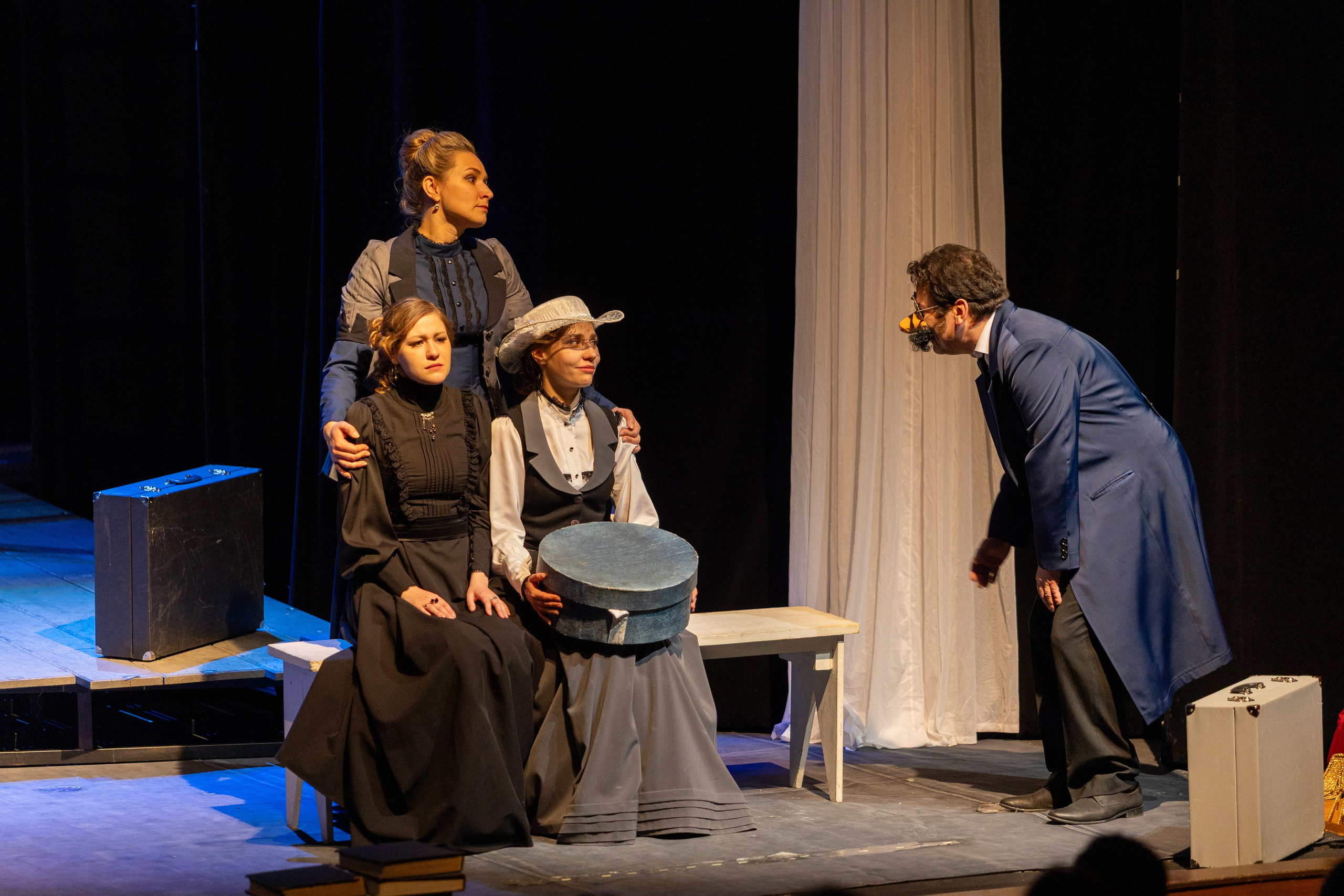 Театр белорусской армии «Три сестры». Профессиональный интерьерный и репортажный фотограф Минск и РБ. Максим Орлов