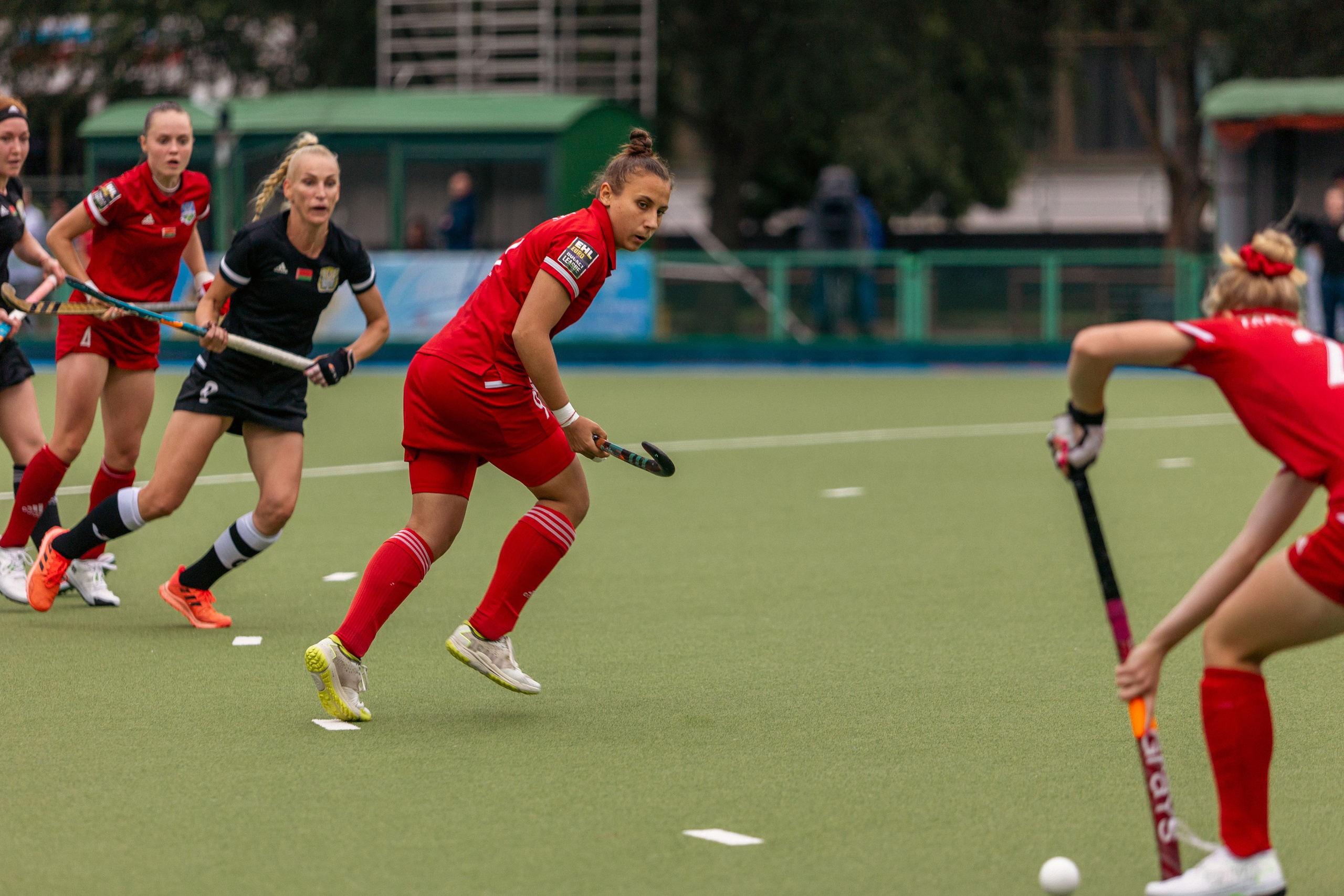 Хоккей на траве. Девушки. ХК Минск — ХК Виктория (Смолевичи) 10.06.2024. Профессиональный интерьерный и репортажный фотограф Минск и РБ. Максим Орлов
