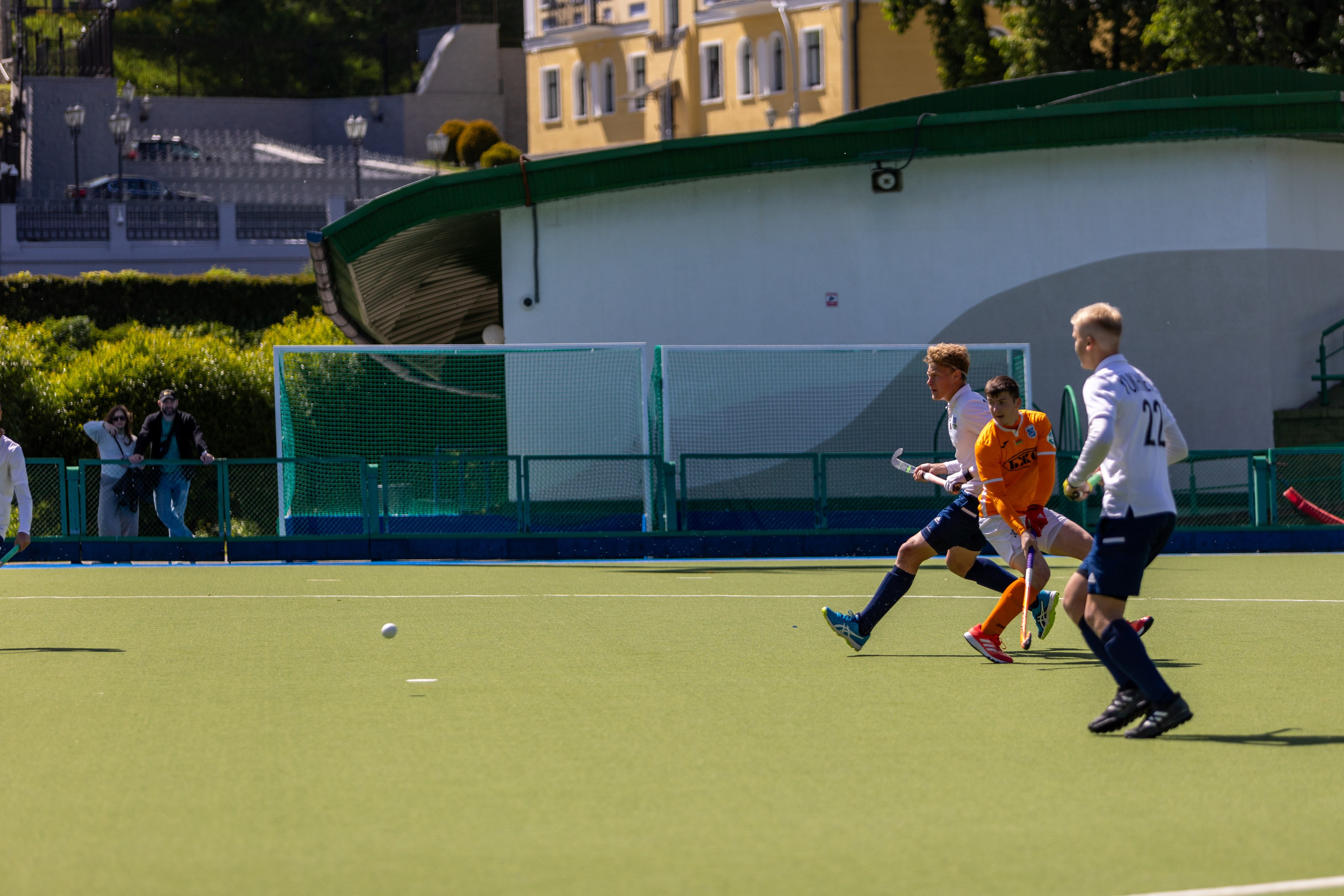 Хоккей на траве. ХК Минск — СК Строитель 12.05.2024. Профессиональный интерьерный и репортажный фотограф Минск и РБ. Максим Орлов