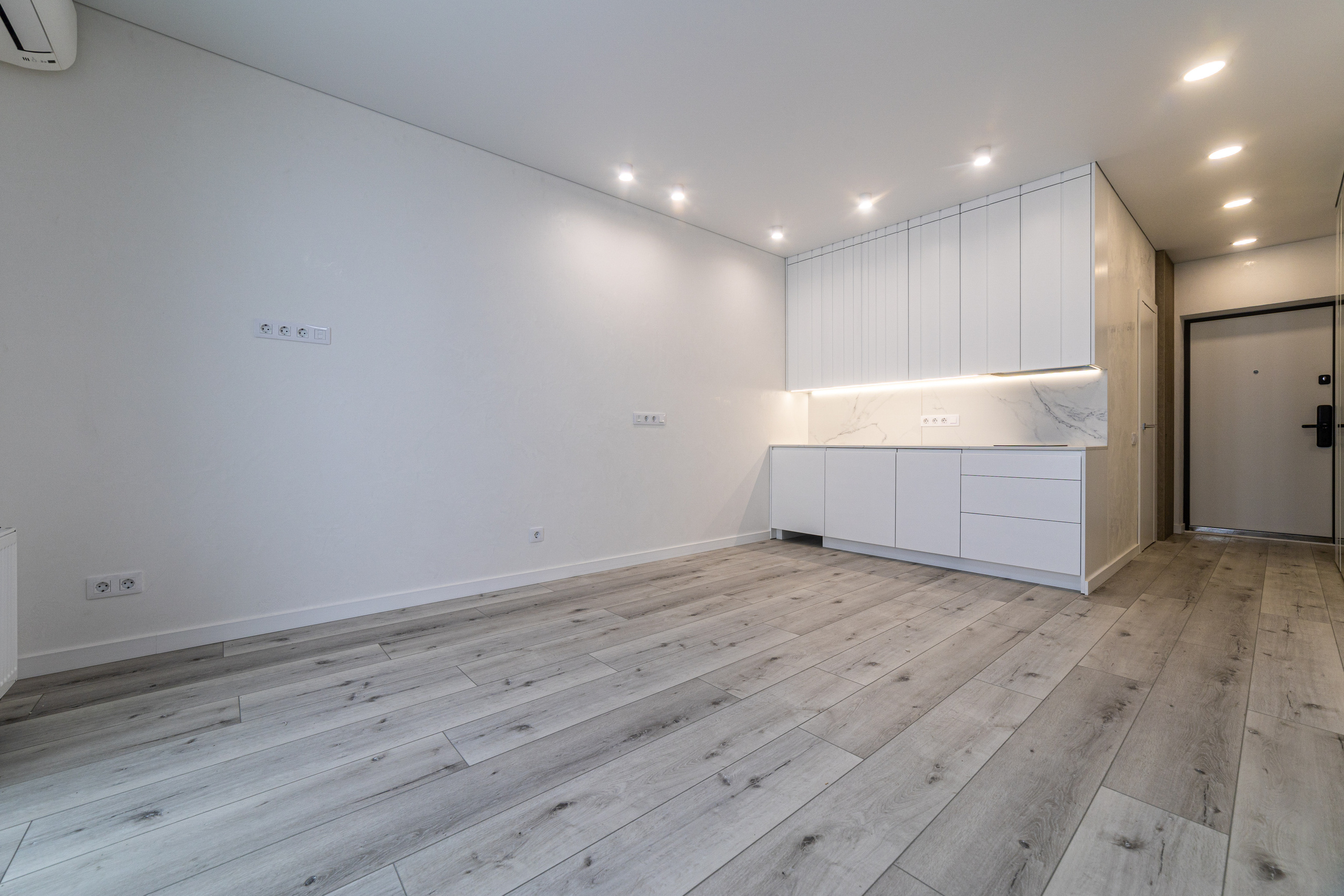 Авиациаонная 16. Для продажи. Профессиональный интерьерный и репортажный фотограф Минск и РБ. Максим Орлов