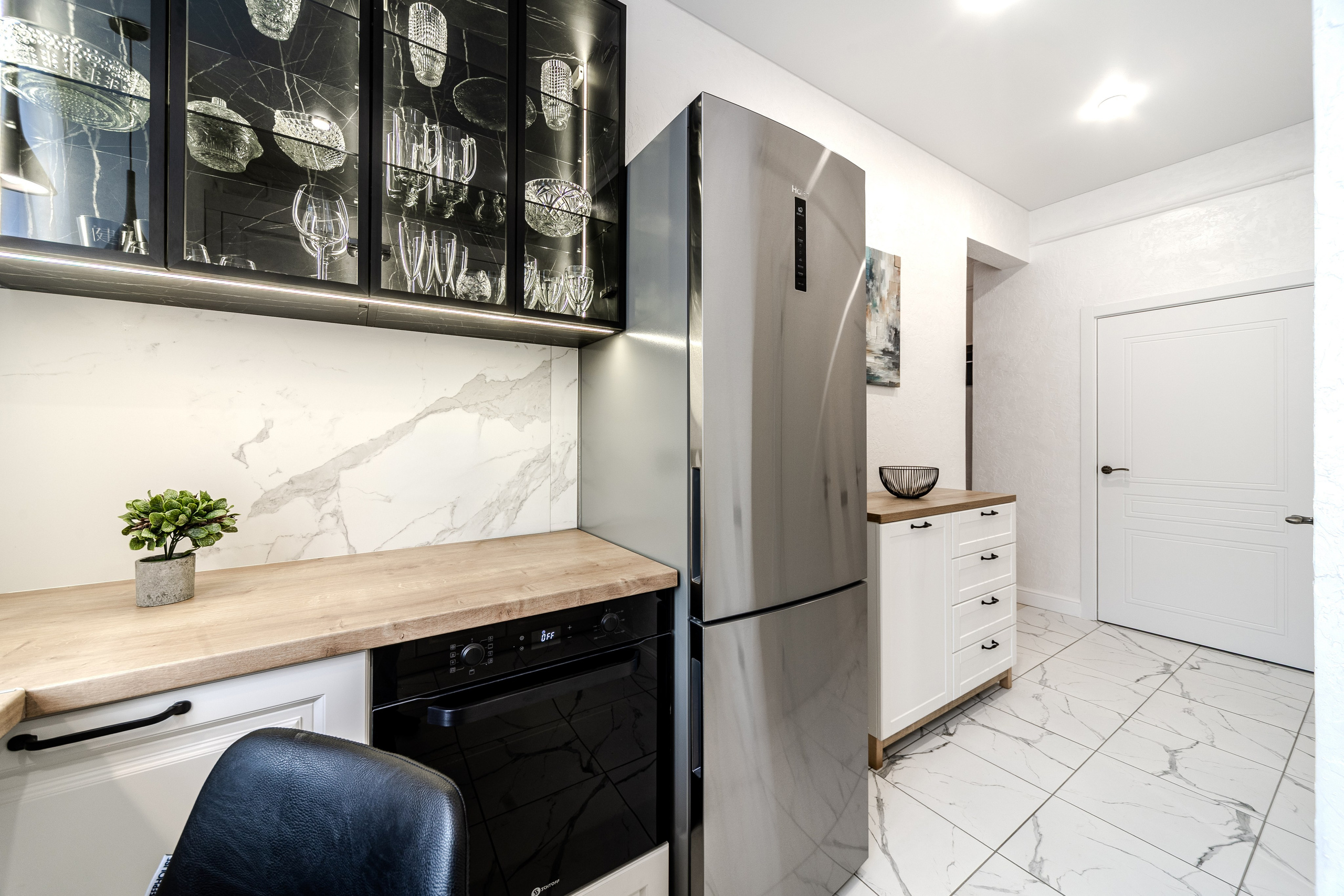 Пр. Независимости 22. Профессиональный интерьерный и репортажный фотограф Минск и РБ. Максим Орлов