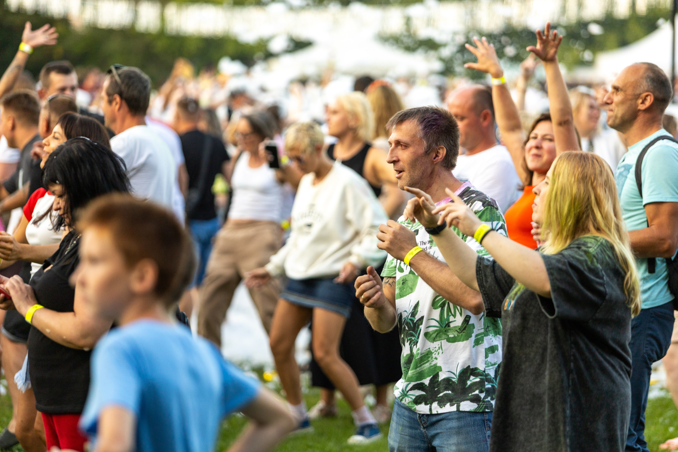 Дискохит. Профессиональный интерьерный и репортажный фотограф Минск и РБ. Максим Орлов