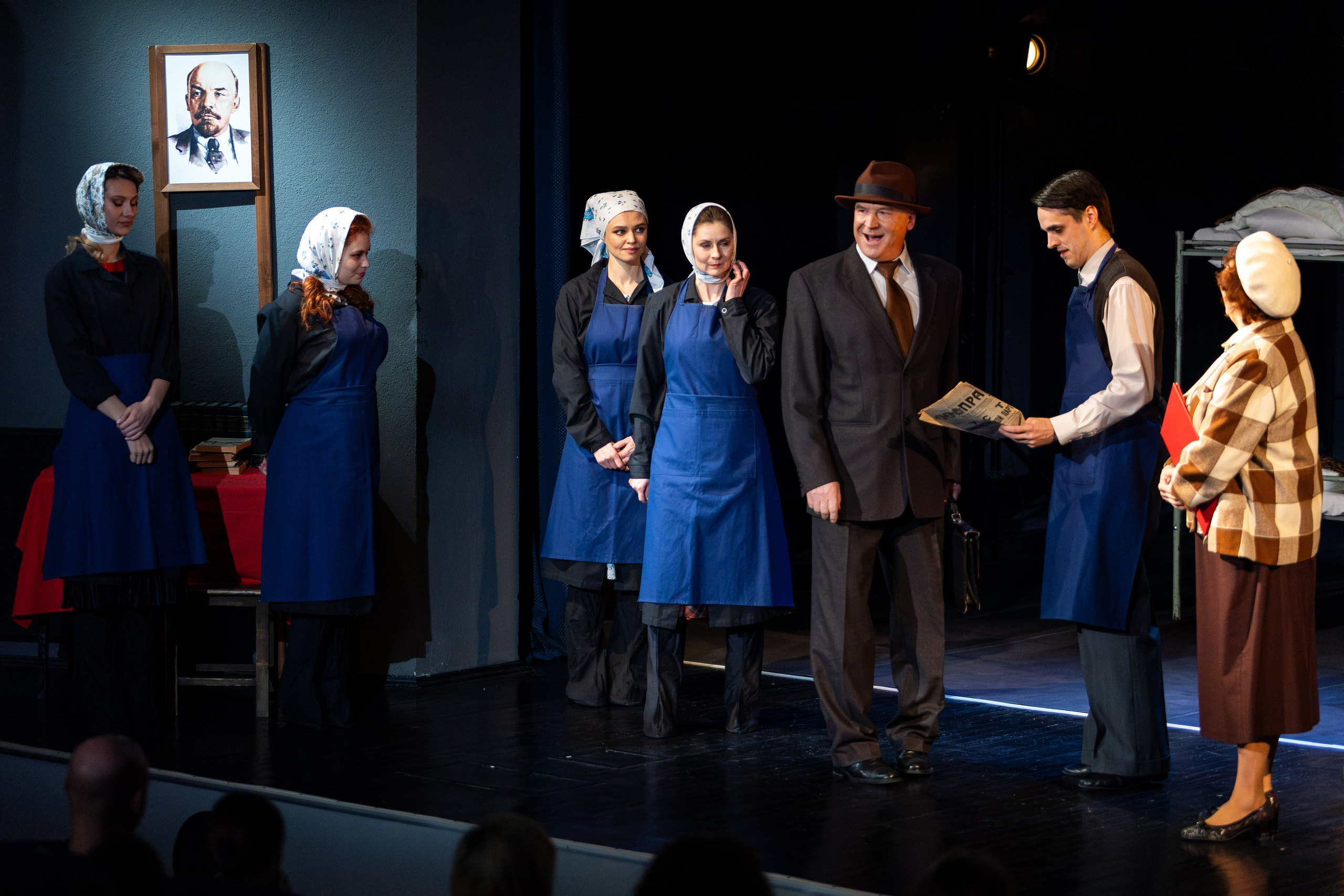 Новый театр «Фабричная девчонка». Профессиональный интерьерный и репортажный фотограф Минск и РБ. Максим Орлов