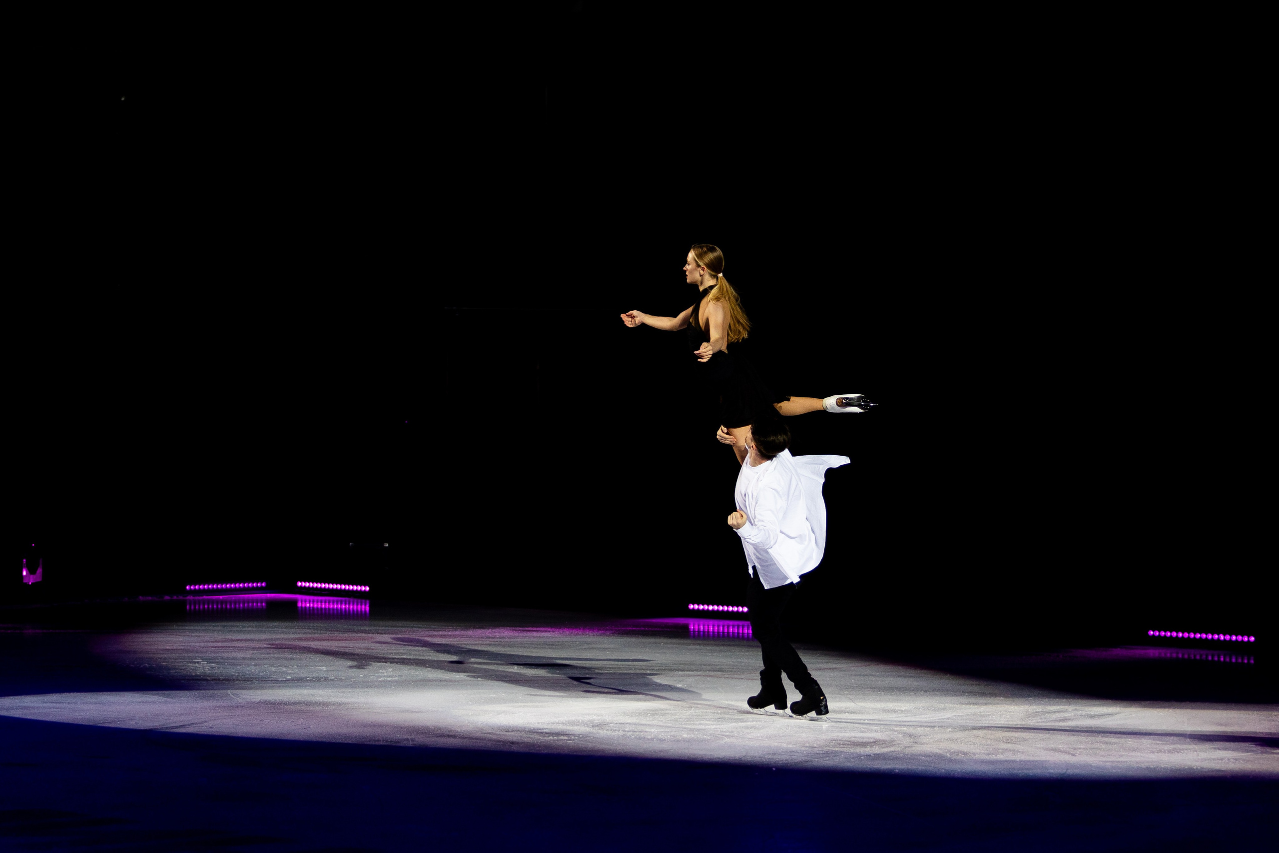 Ледовое шоу Ильи Авербуха 30.03.2024. Профессиональный интерьерный и репортажный фотограф Минск и РБ. Максим Орлов