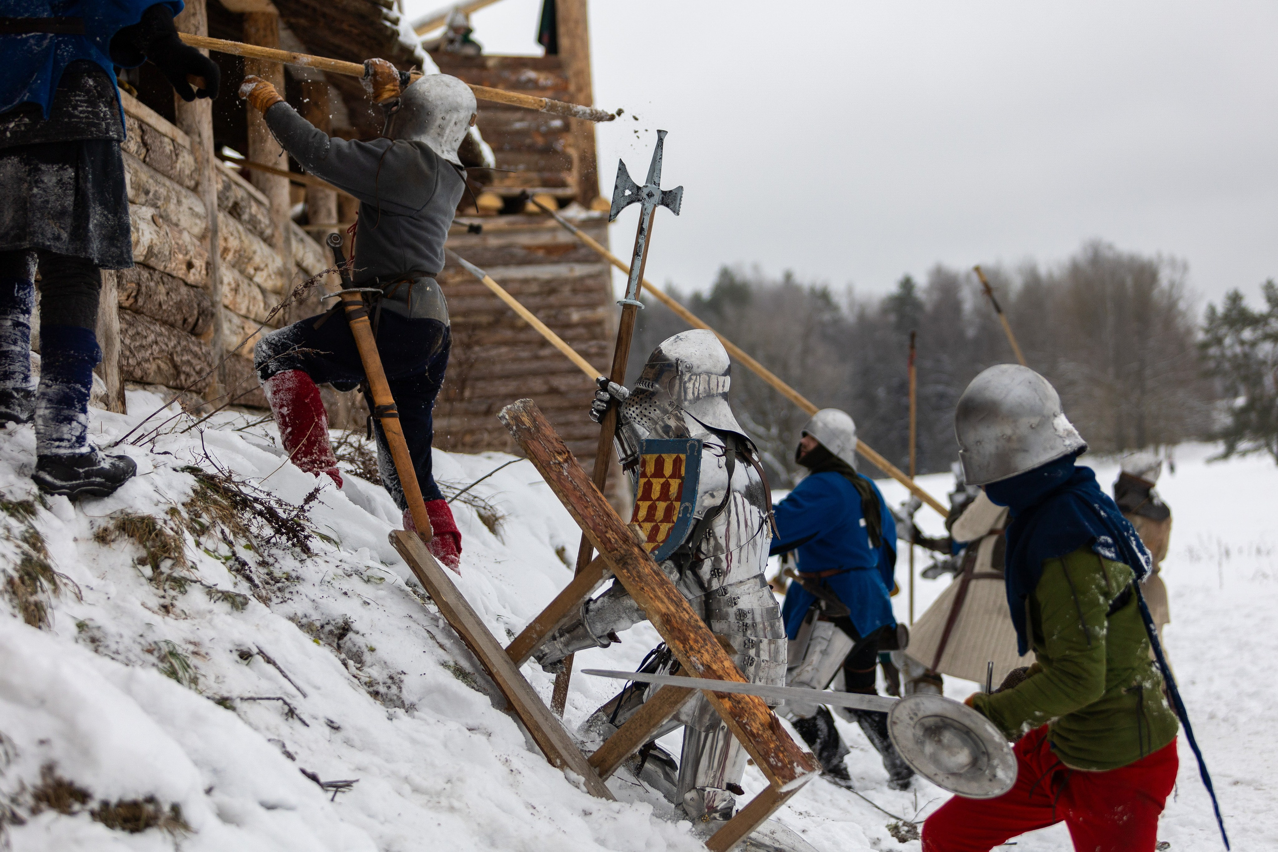 Зимние рыцарские маневры. Профессиональный интерьерный и репортажный фотограф Минск и РБ. Максим Орлов