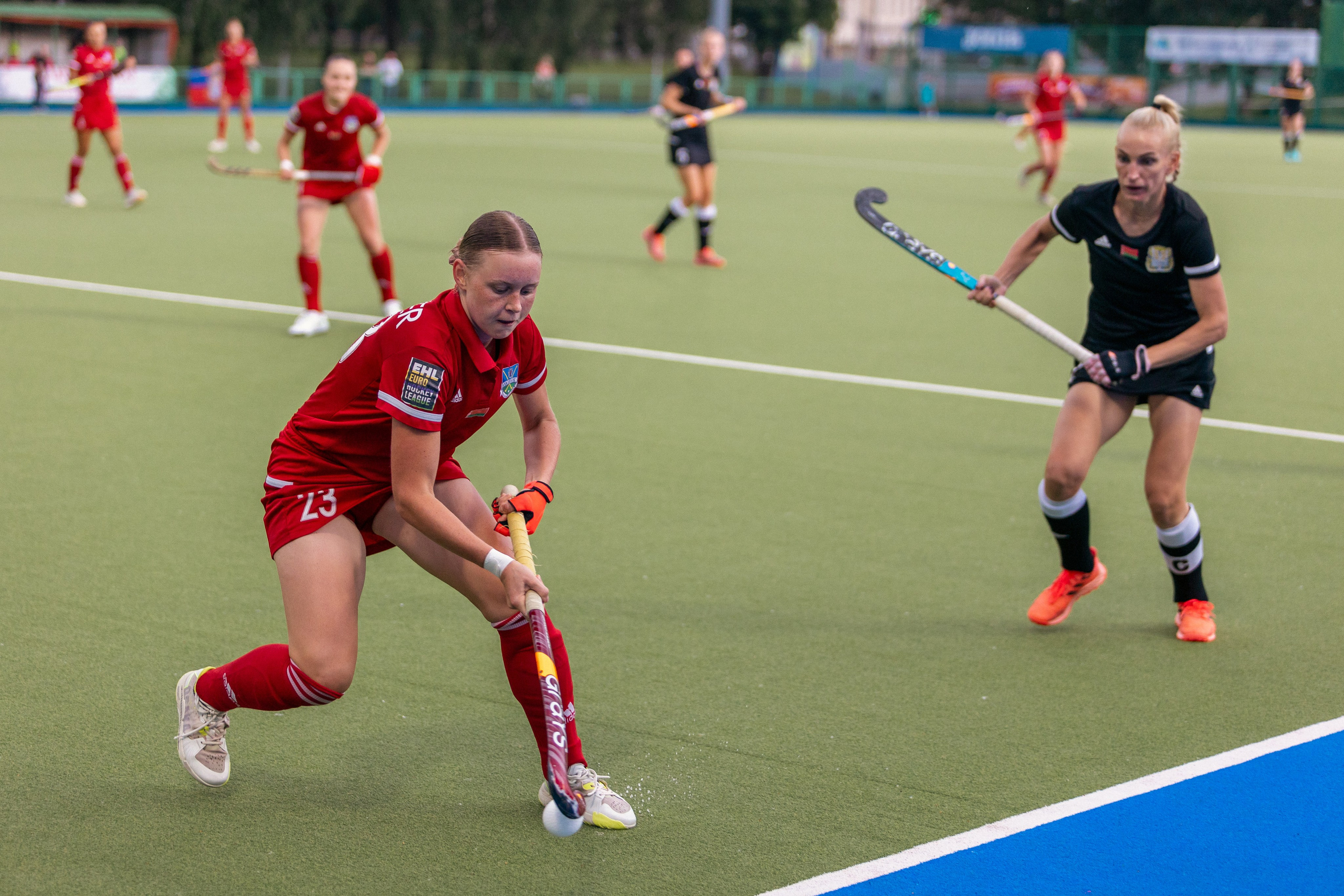 Хоккей на траве. Девушки. ХК Минск — ХК Виктория (Смолевичи) 10.06.2024. Профессиональный интерьерный и репортажный фотограф Минск и РБ. Максим Орлов